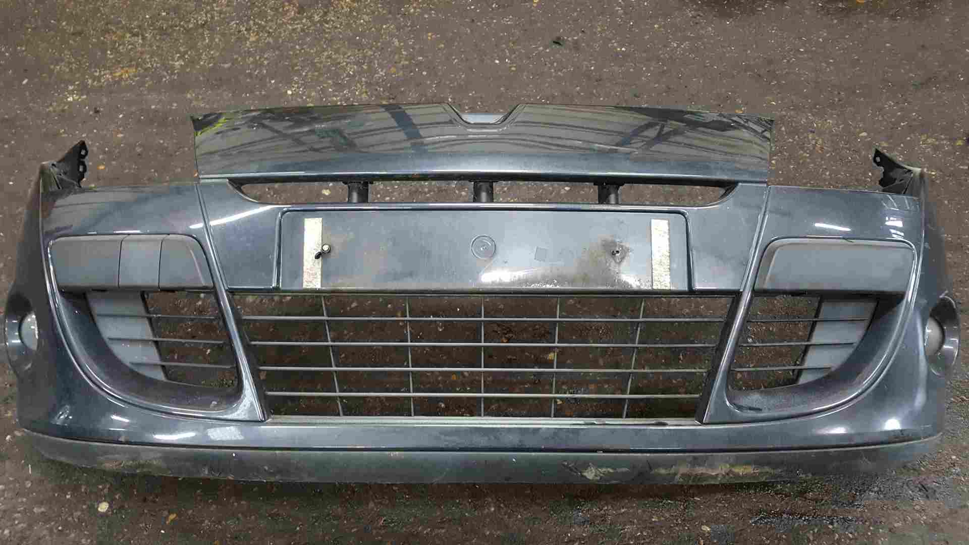 Thumb 2 Renault Megane Convertible 2008-2012 Front Bumper Grey Teb66