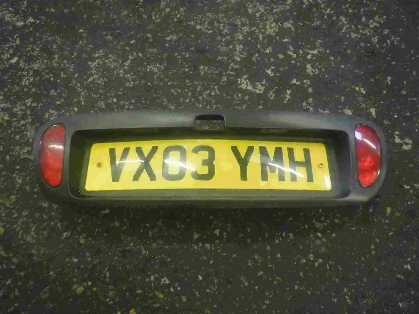 Renault Megane Convertible MK1 1999-2002 Rear Number Plate Holder