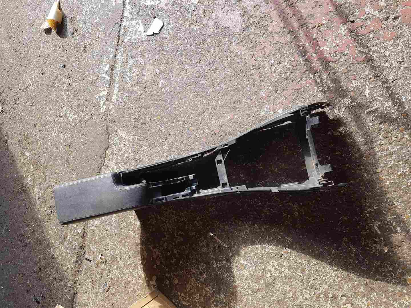 Renault Megane Convertible MK3 2008-2014 Centre Console ARM Rest 