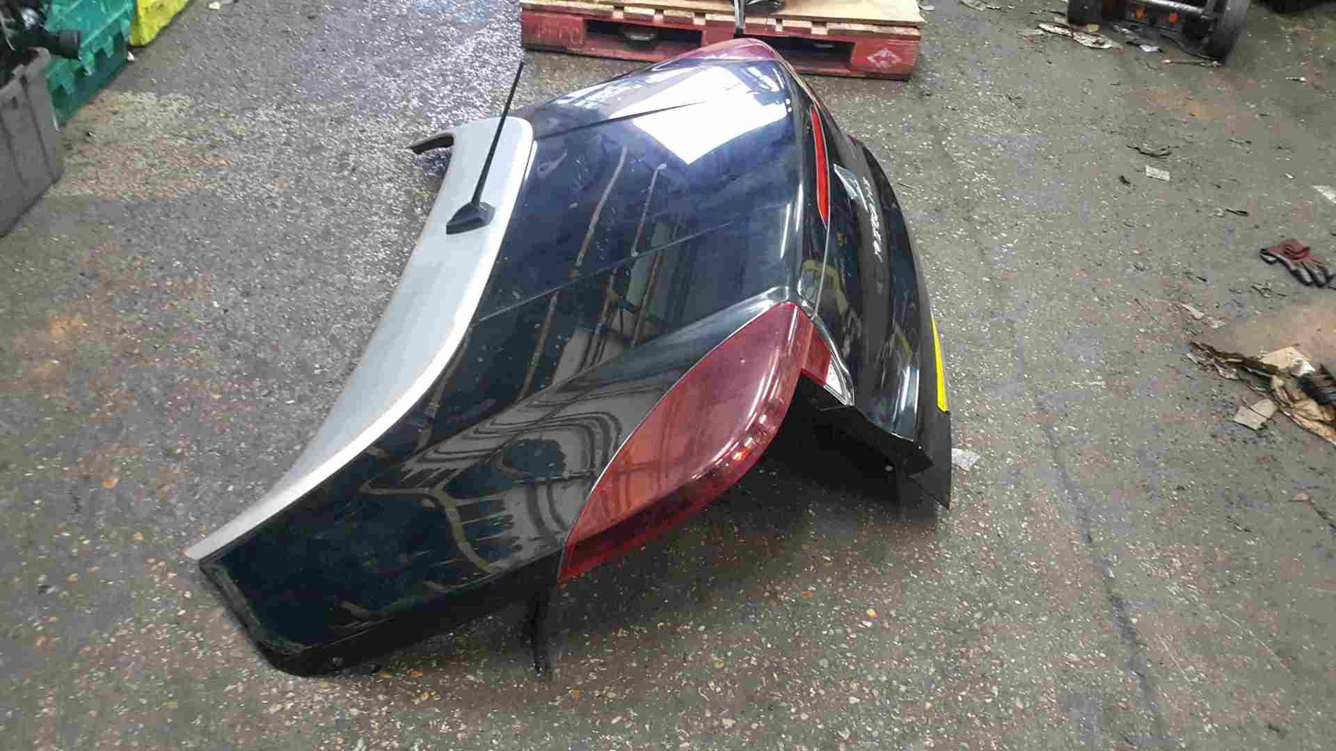 Thumb 2 Renault Megane Convertible MK3 2008-2014 Rear Boot Lid Tailgate Black TEGNE