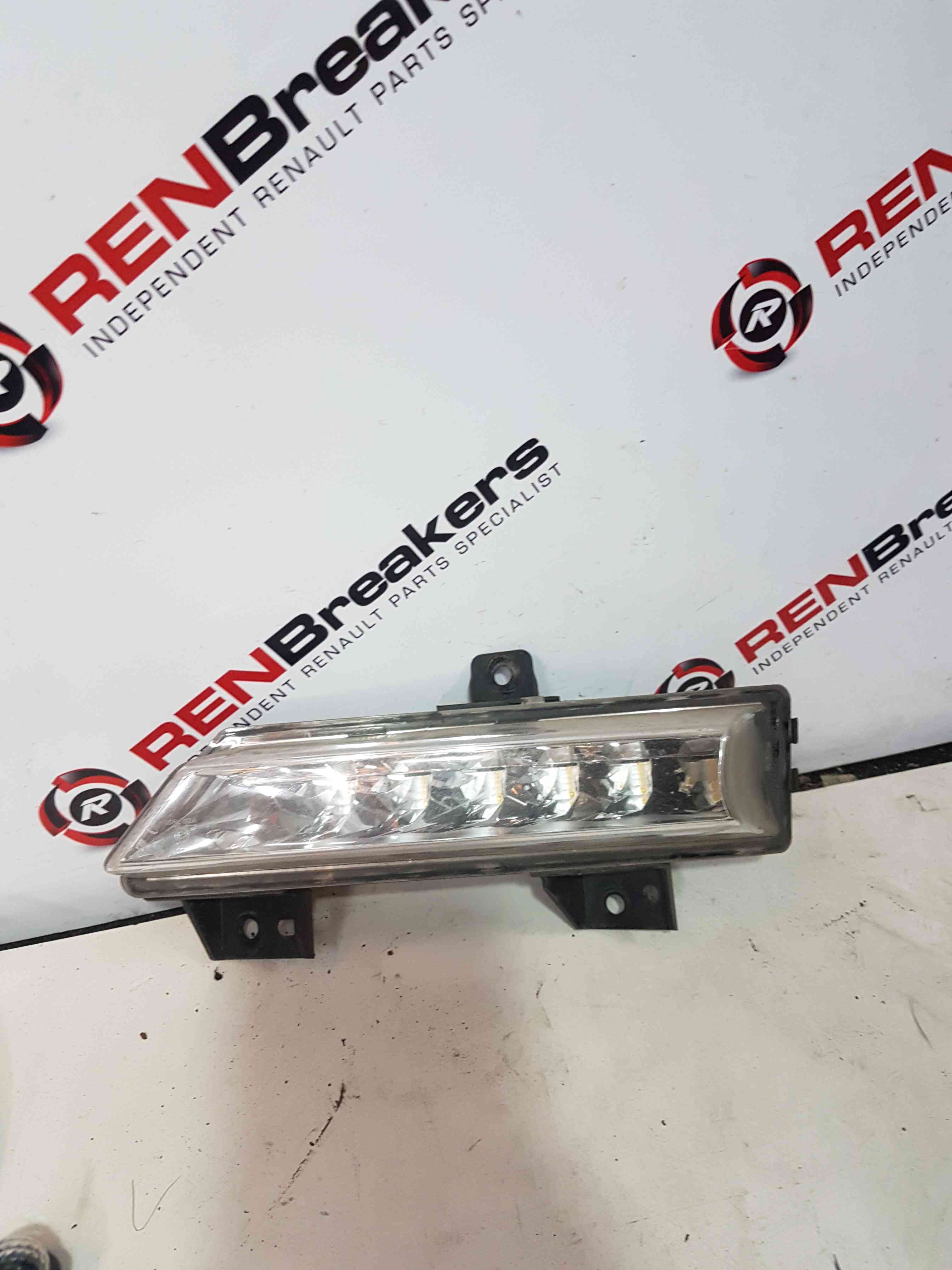 Thumb 4 Renault Megane Coupe MK3 2008-2010 Passenger NSF Front Daytime Running Light