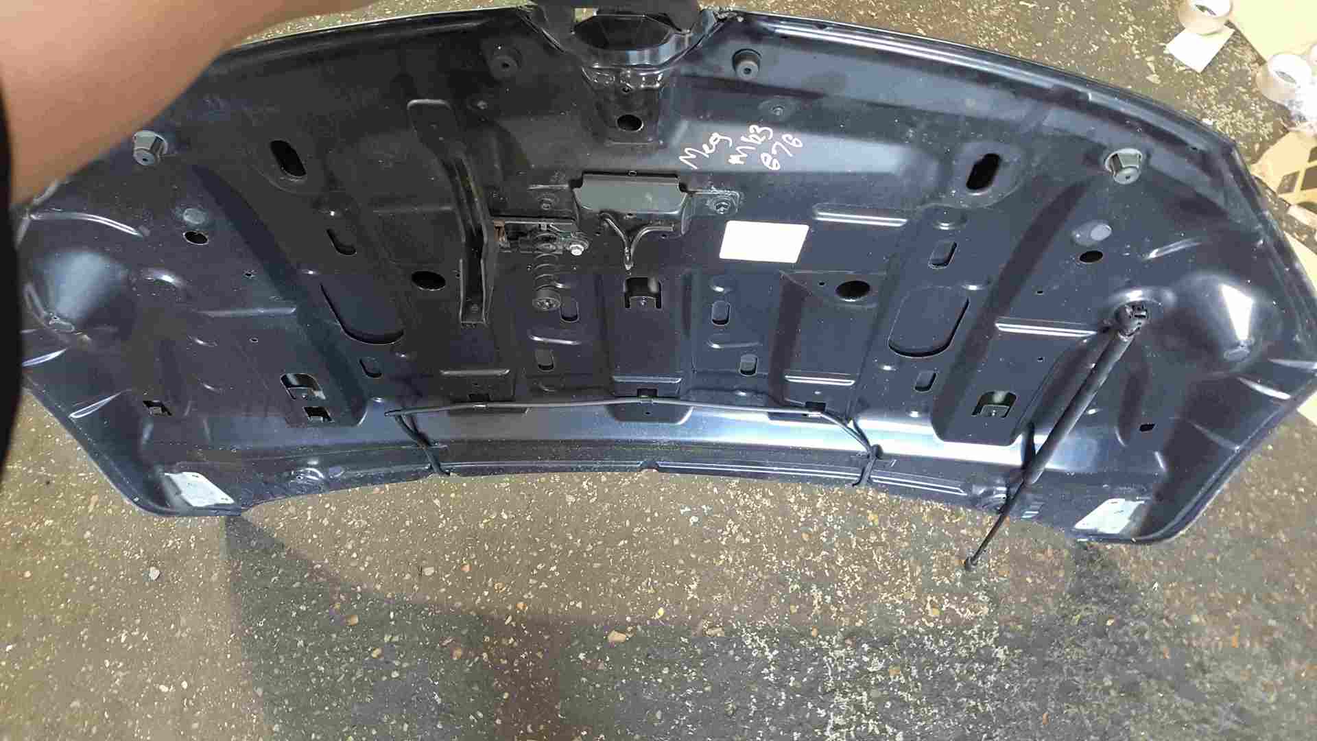 Thumb 2 Renault Megane Coupe MK3 2008-2012 Front Bonnet Black 676