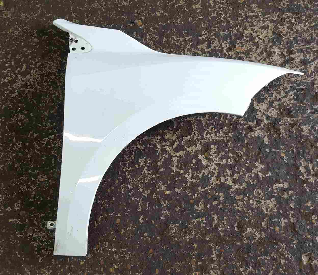 Thumb 2 Renault Megane Coupe MK3 2008-2014 GT Drivers OS Wing White OV369