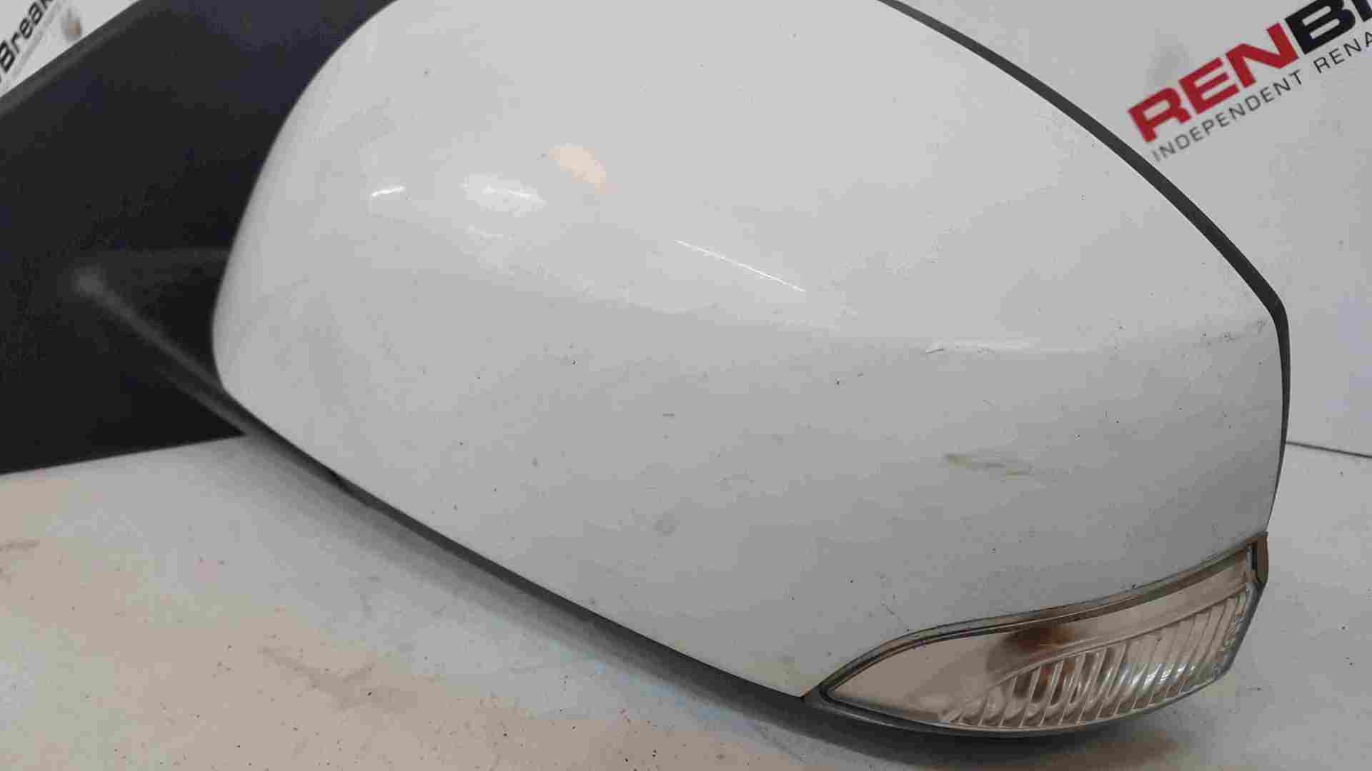 Thumb 3 Renault Megane Coupe MK3 2008-2014 Passenger NS Wing Mirror White OV369