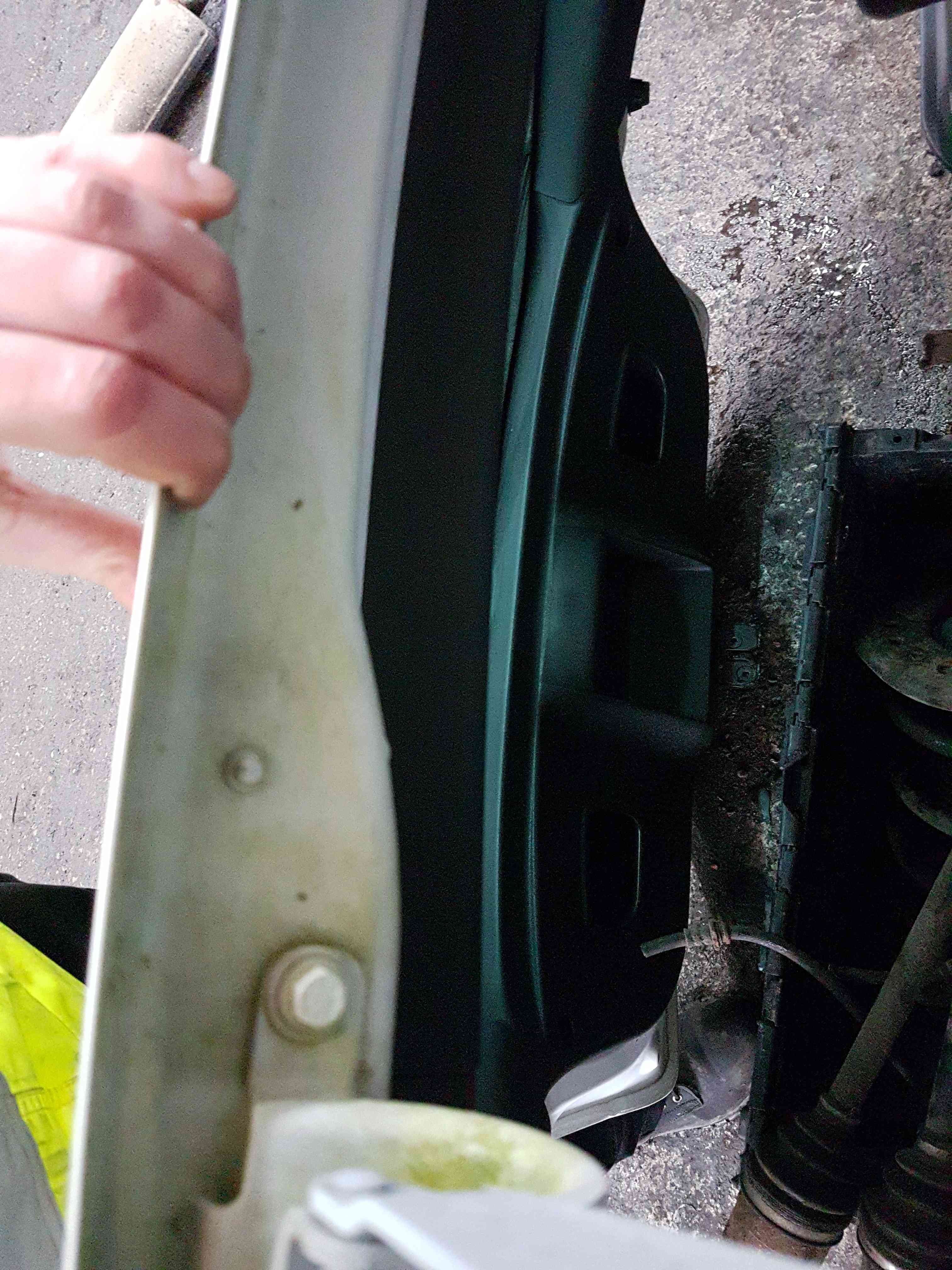 Thumb 3 Renault Megane Coupe MK3 2008-2014 Rear Tailgate Boot White Ov369