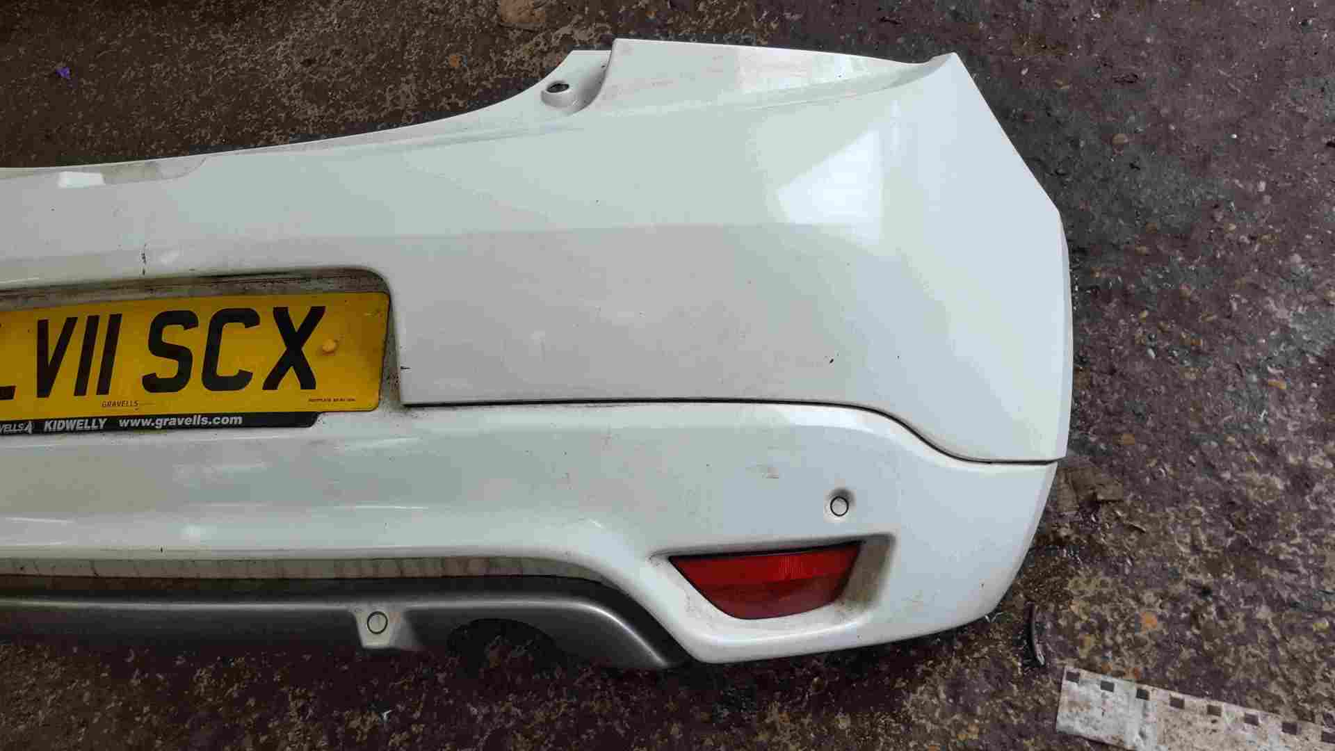 Thumb 3 Renault Megane Coupe MK3 GT 2008-2014 Rear Bumper White OV369 Reversing Sensors