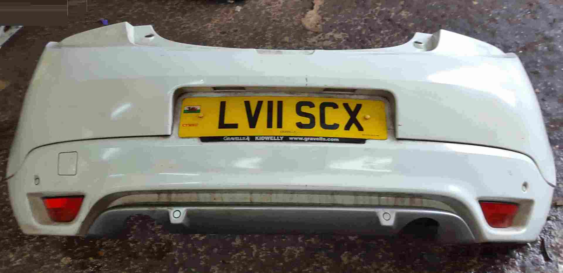 Renault Megane Coupe MK3 GT 2008-2014 Rear Bumper White OV369 Reversing Sensors