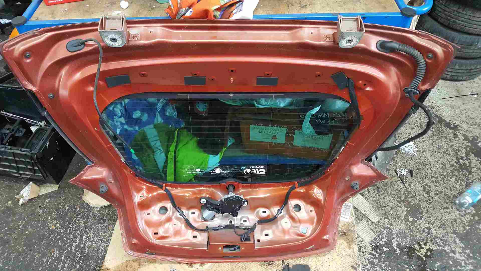 Thumb 2 Renault Megane Coupe World Series 2008-2012 Rear Boot Tailgate Orange Red TEENJ