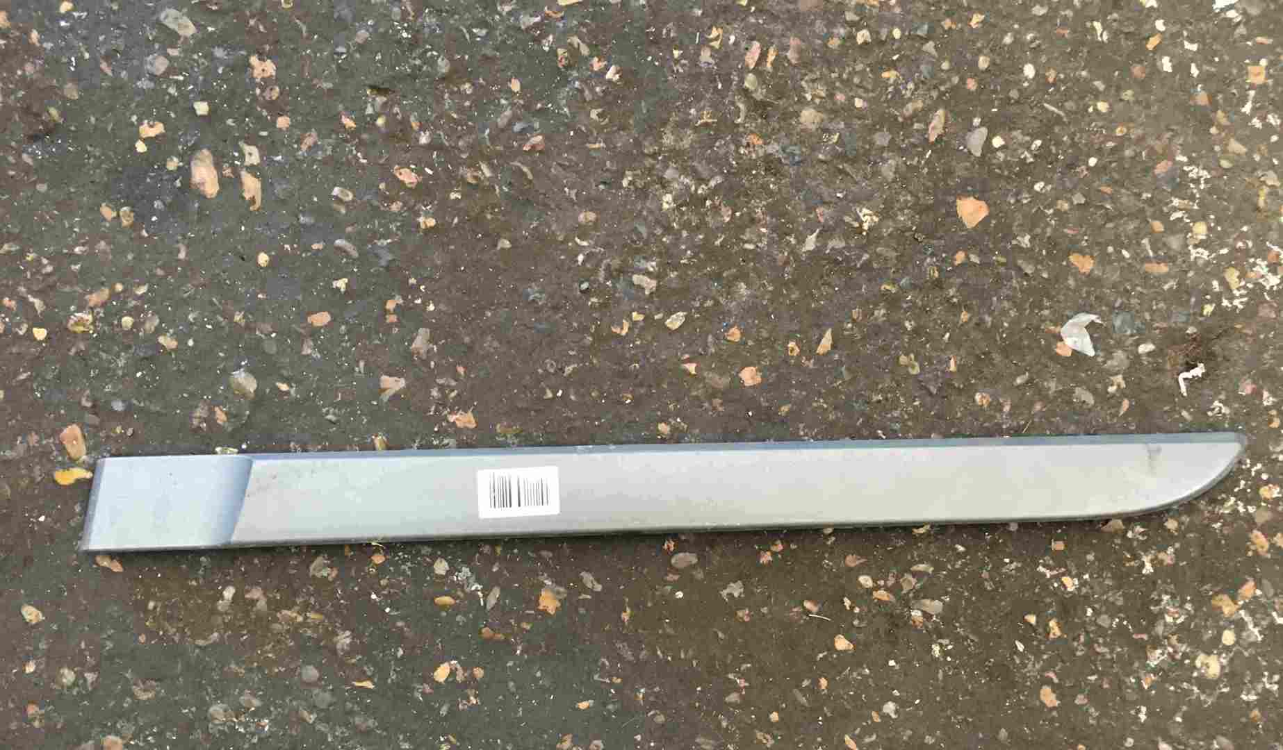 Renault Megane Estate 2002-2008 Passenger NS Rear Door Moulding Trim Grey Silver