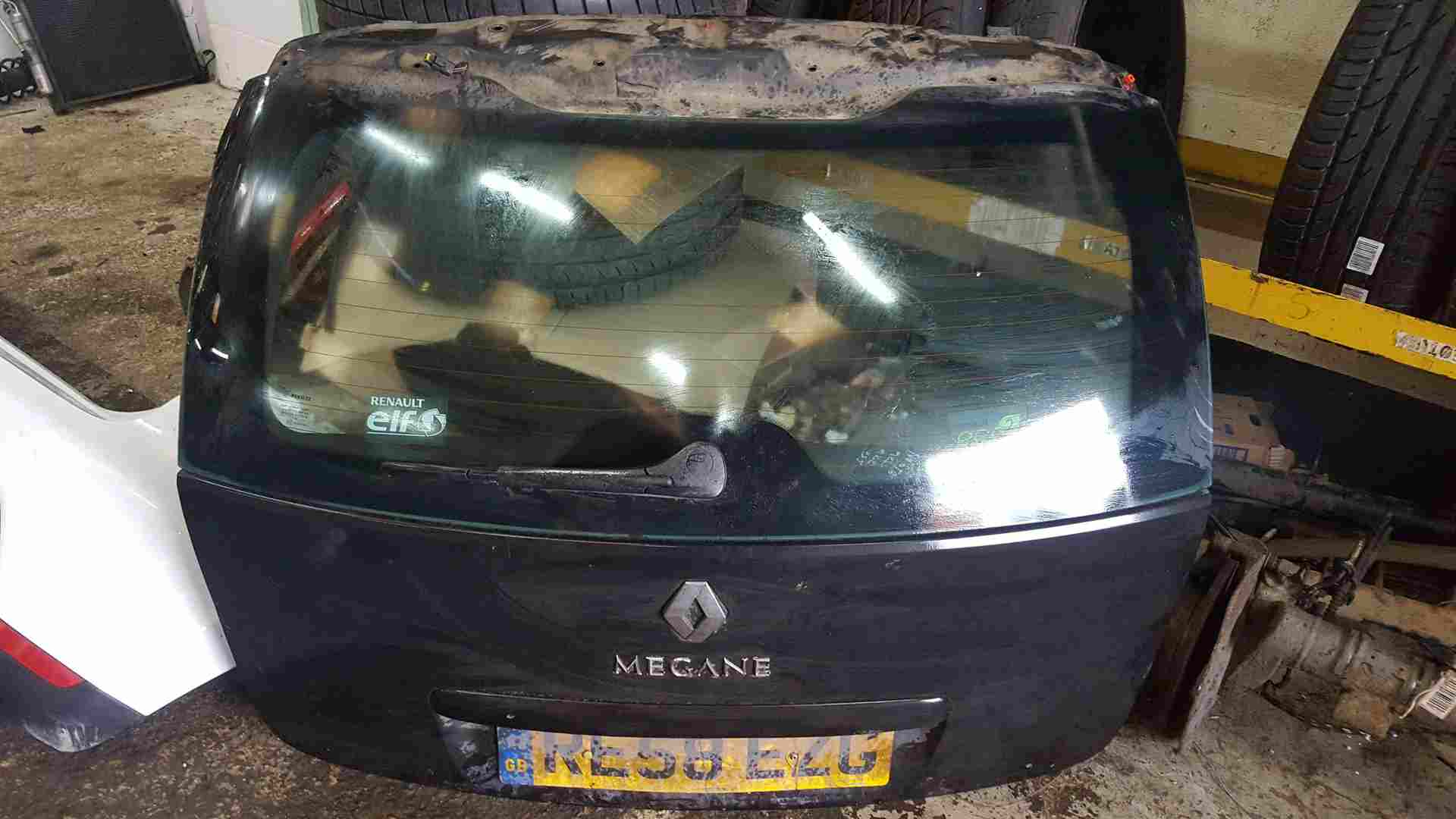 Renault Megane Estate 2002-2008 Rear Boot Tailgate Black 676
