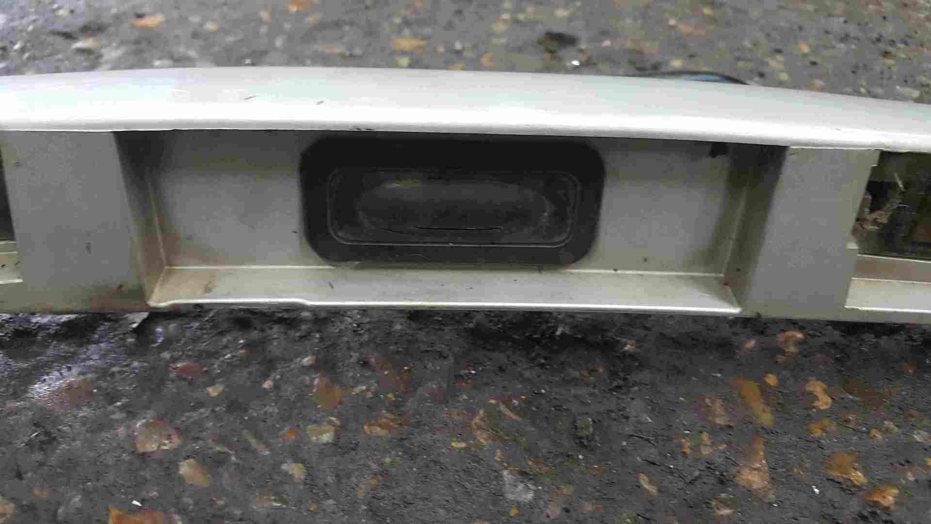 Thumb 4 Renault Megane Estate 2002-2008 Rear Number Plate Light Holder Trim Boot Button