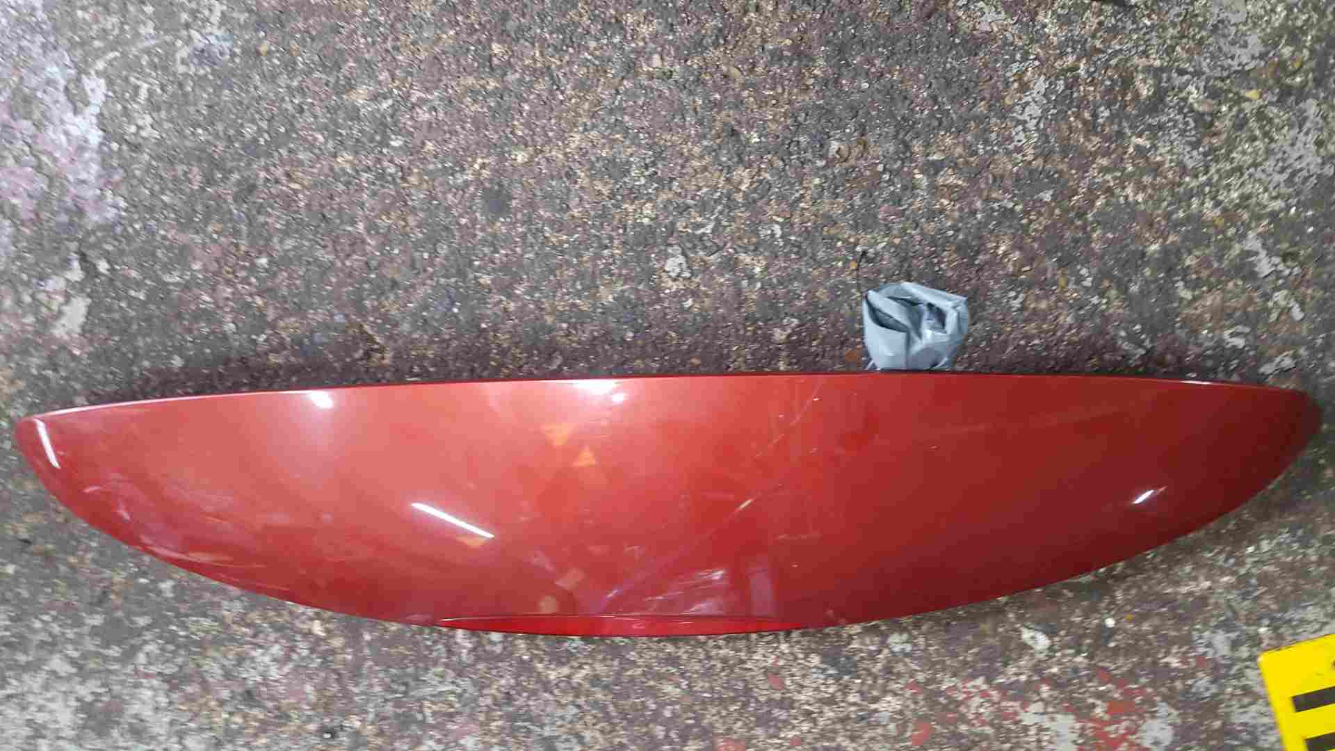 Renault Megane Estate 2002-2008 Rear Tailgate Boot Spoiler RED Teb76 8200200536