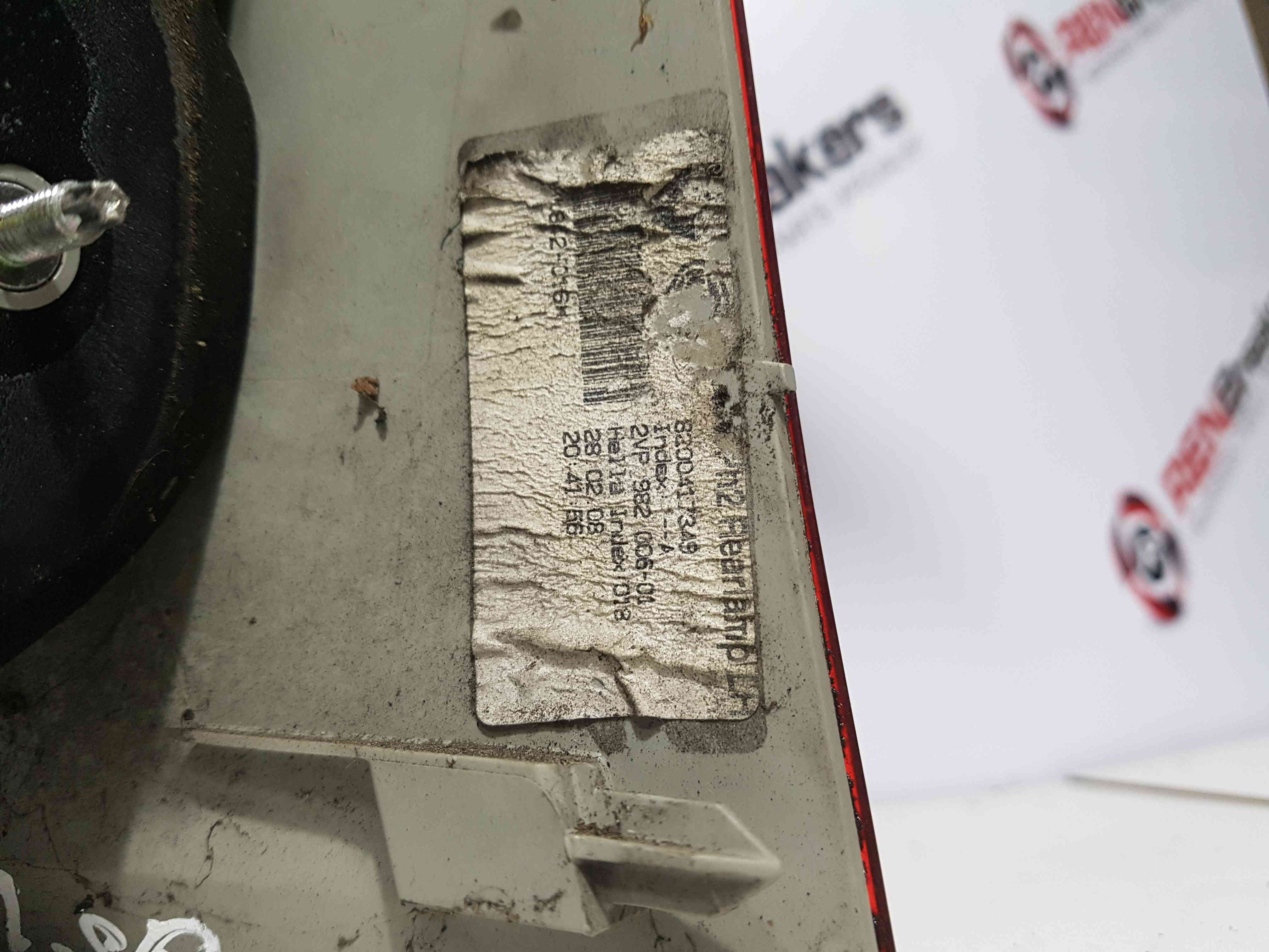 Renault Megane Estate 2006-2008 Passenger NSR Rear Light Facelift 8200417349