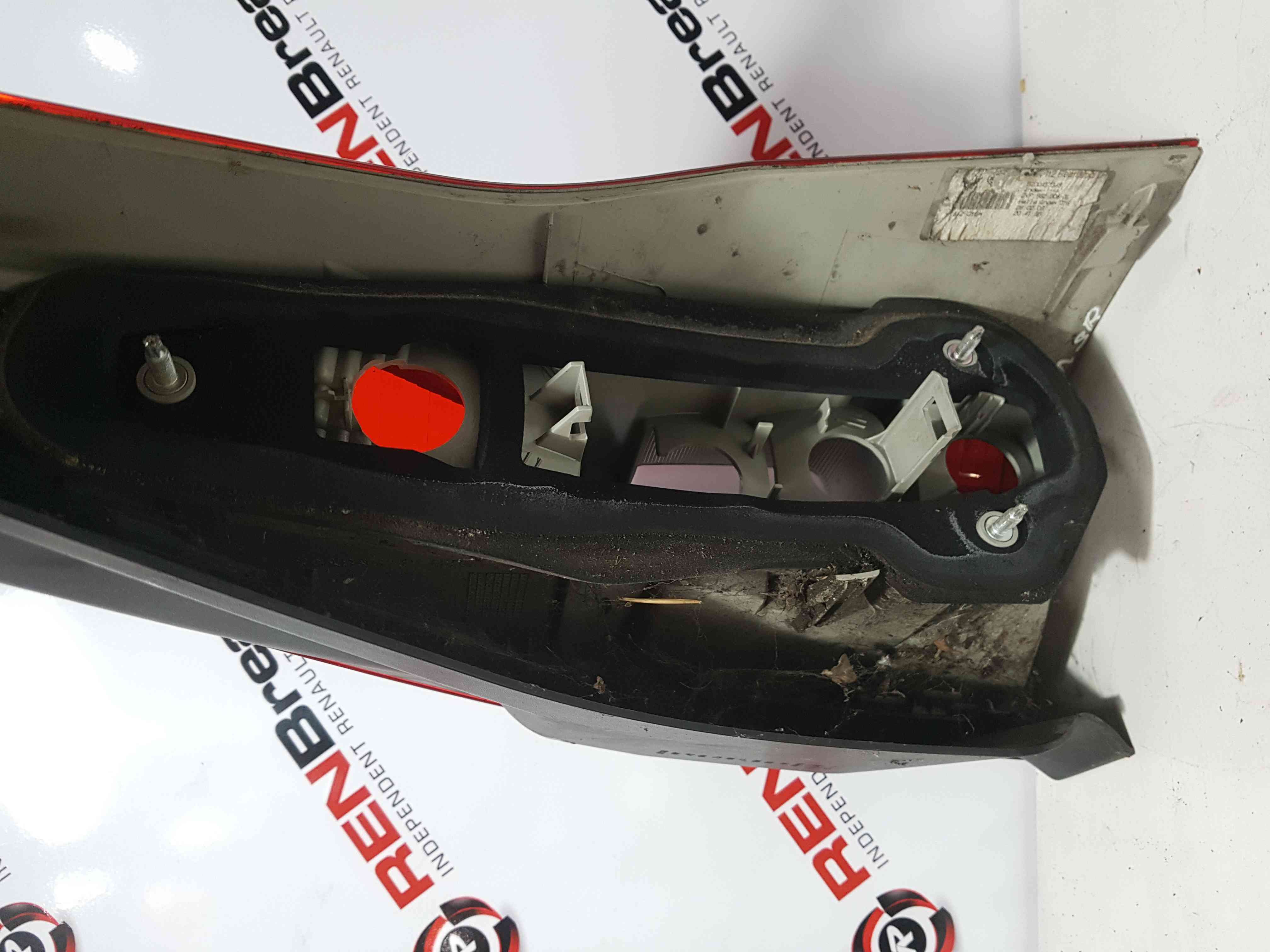 Thumb 2 Renault Megane Estate 2006-2008 Passenger NSR Rear Light Facelift 8200417349