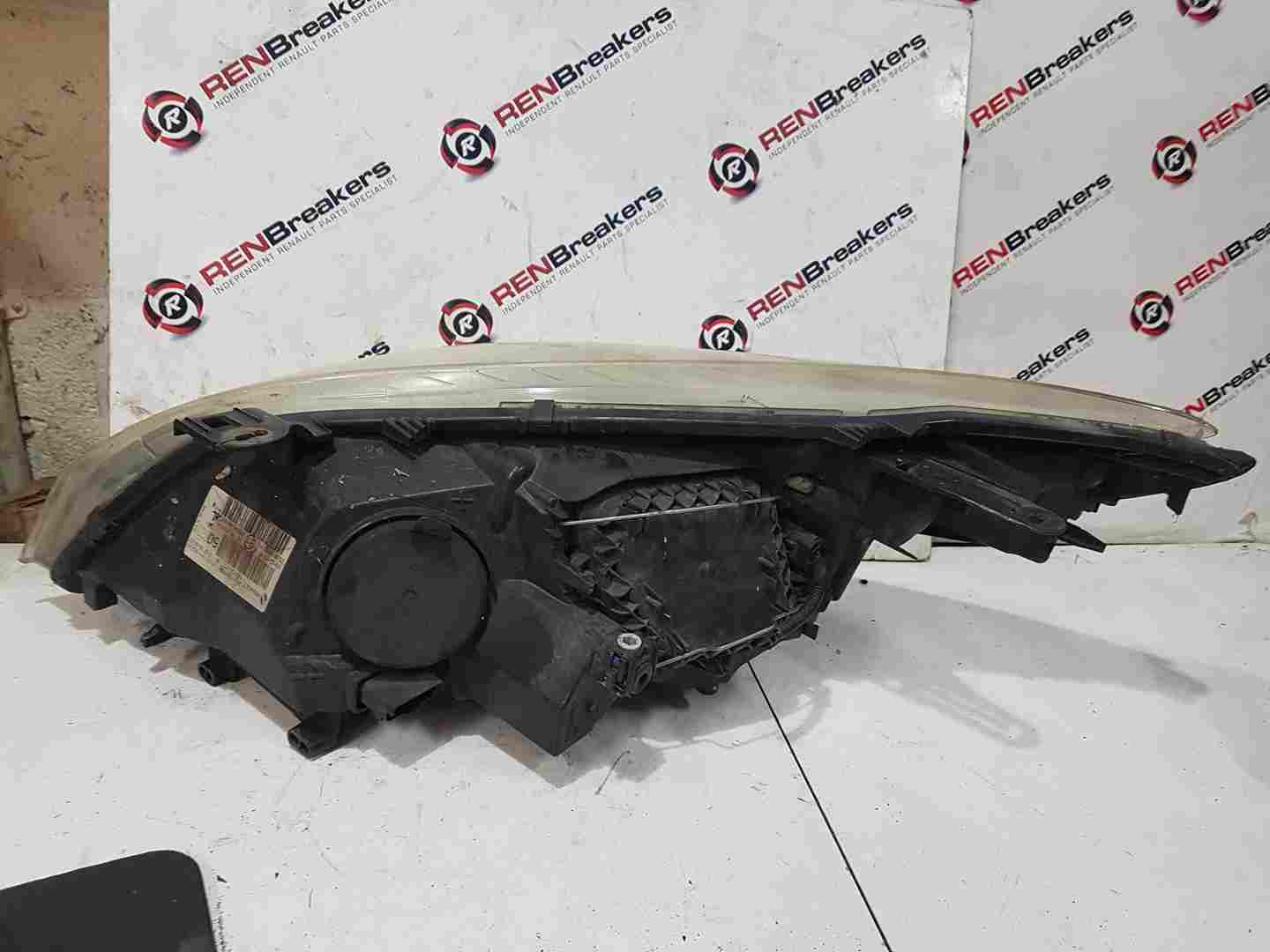 Thumb 4 Renault Megane Estate 2008-2012 Driver OSF Front Headlight Cloudy 260100018R