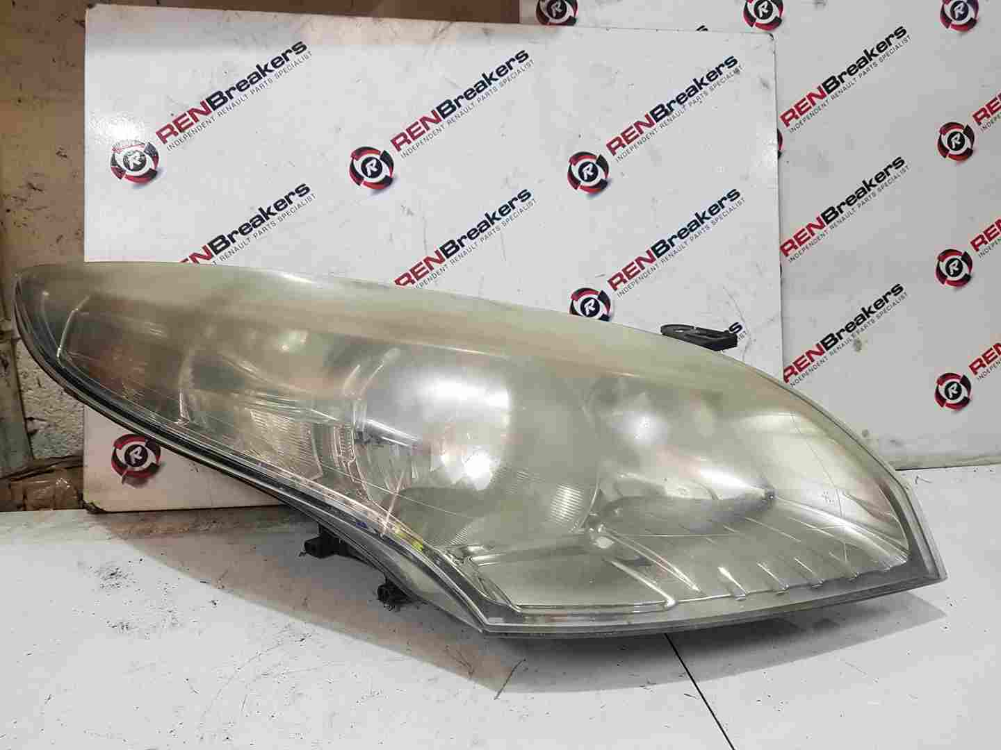 Thumb 6 Renault Megane Estate 2008-2012 Driver OSF Front Headlight Cloudy 260100018R