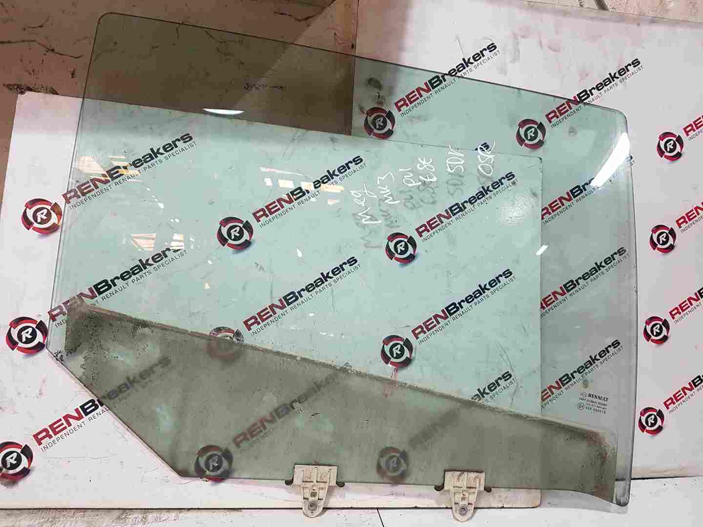 Thumb 5 Renault Megane Estate MK3 2008-2010 Driver Side OSR Rear Window Glass