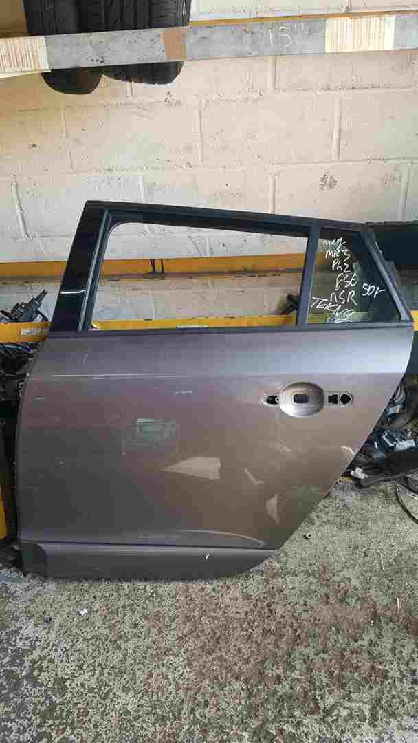 Renault Megane Estate MK3 2008-2012 Passenger NSR Rear Door Silver Tekng
