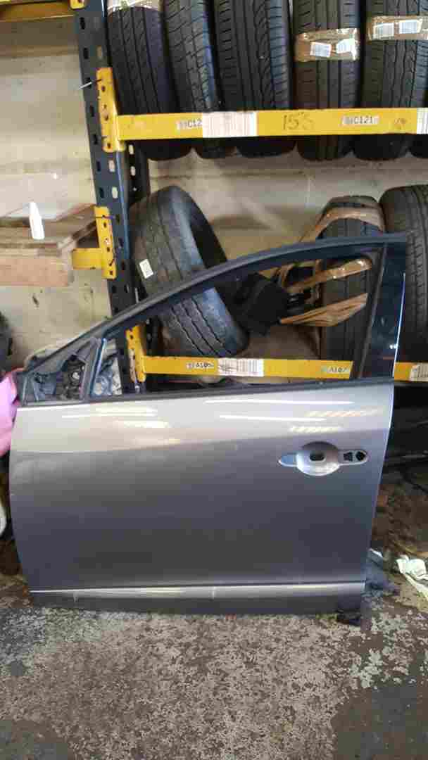 Renault Megane Estate MK3 2008-2014 Passenger Front NSF Door Silver Tekng