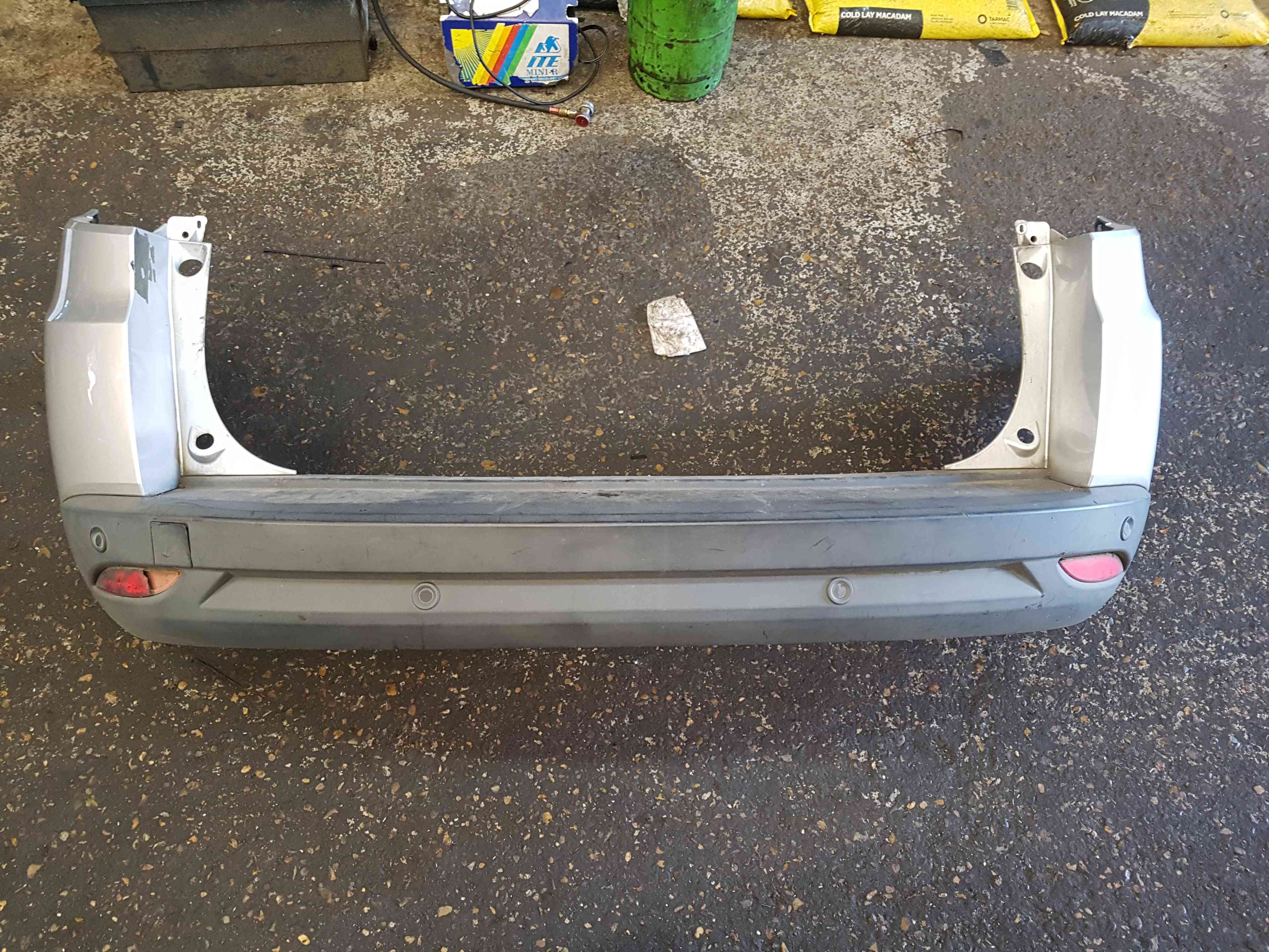 Renault Megane Estate MK3 2008-2014 Rear Bumper Silver Ted69