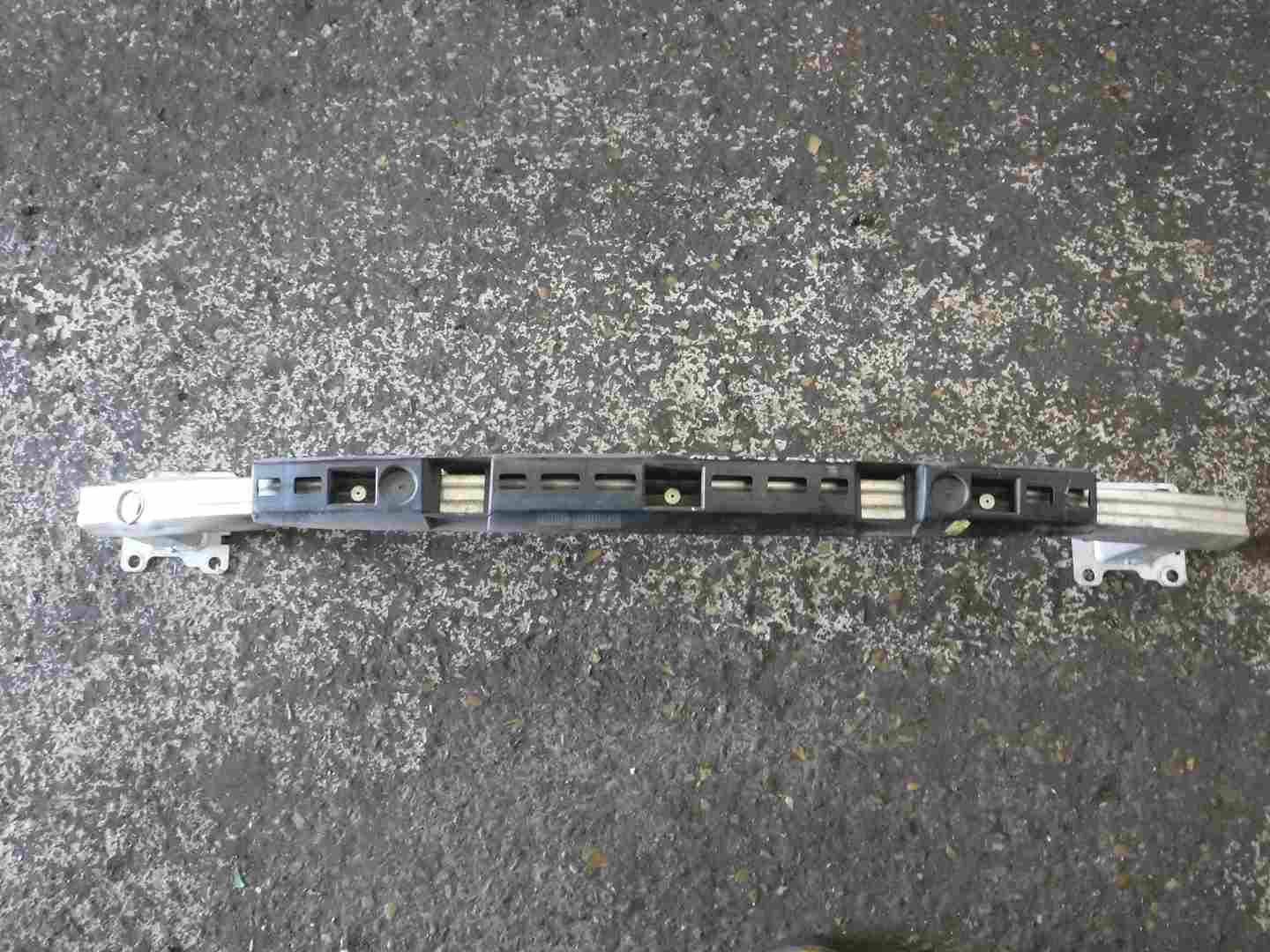 Renault Megane Estate MK3 2008-2014 Rear Reinforcement Crash Bar