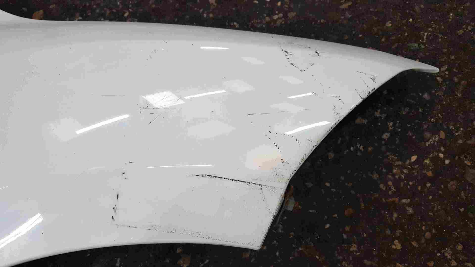 Thumb 3 Renault Megane Estate MK3 2008-2016 Drivers OS Wing White OV369 8200993339