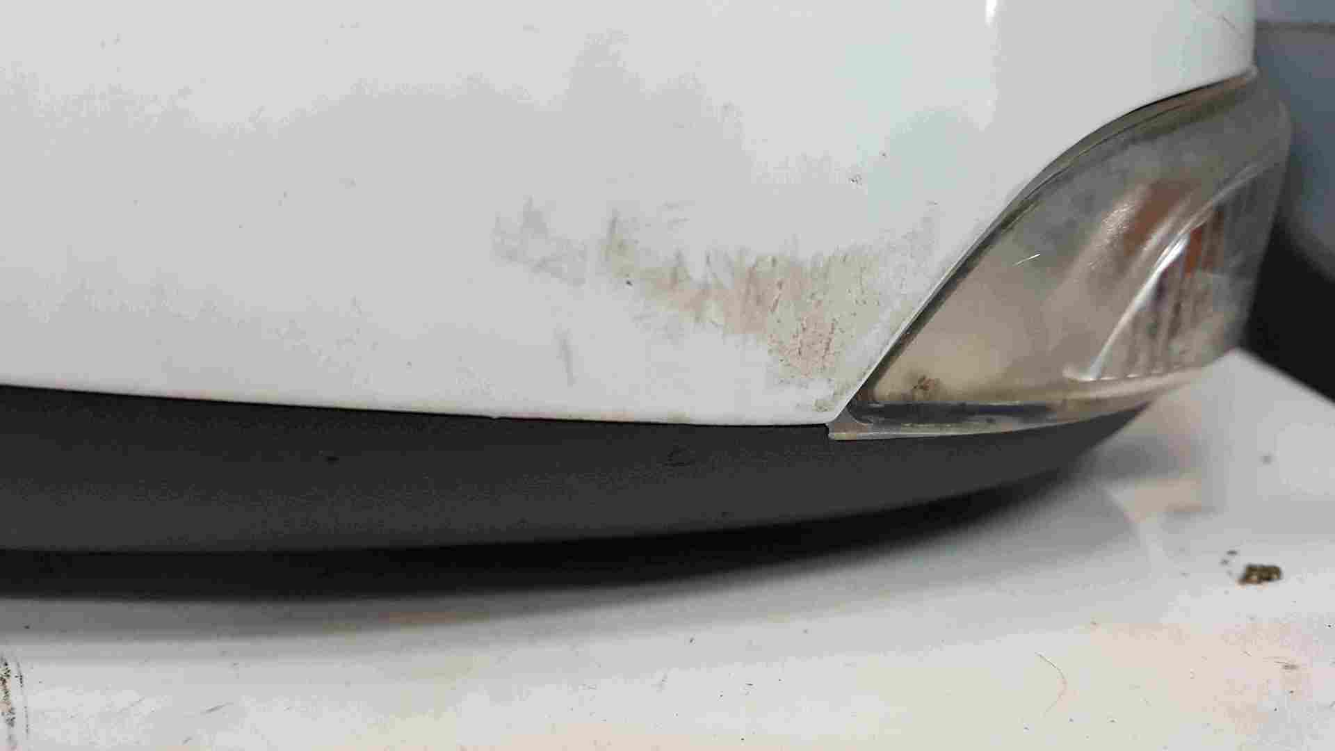 Thumb 2 Renault Megane Estate MK3 2008-2016 Passenger NS Wing Mirror White 369