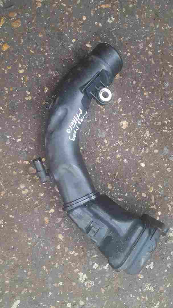 Renault Megane GT MK3 2008-2014 2.0 DCi Intercooler Hose Pipe M9R 610 8200967006