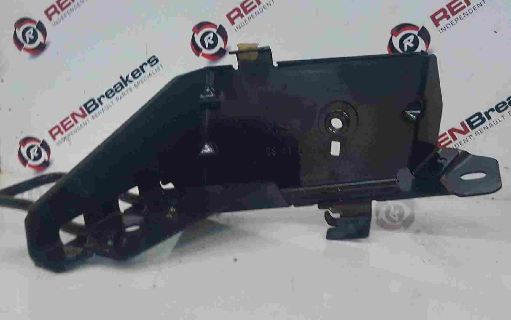 Thumb 3 Renault Megane GT MK3 2008-2014 Drivers OSR Rear Seat Belt Bracket 765840006R