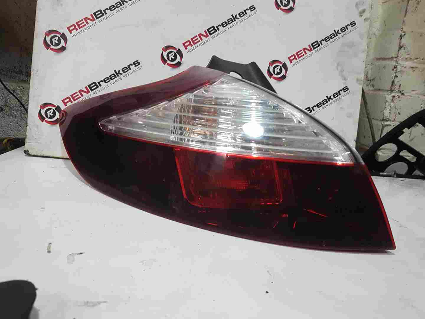 Renault Megane Hacthback MK3 2008-2014 Passenger NSR Rear Body Light 265550548R