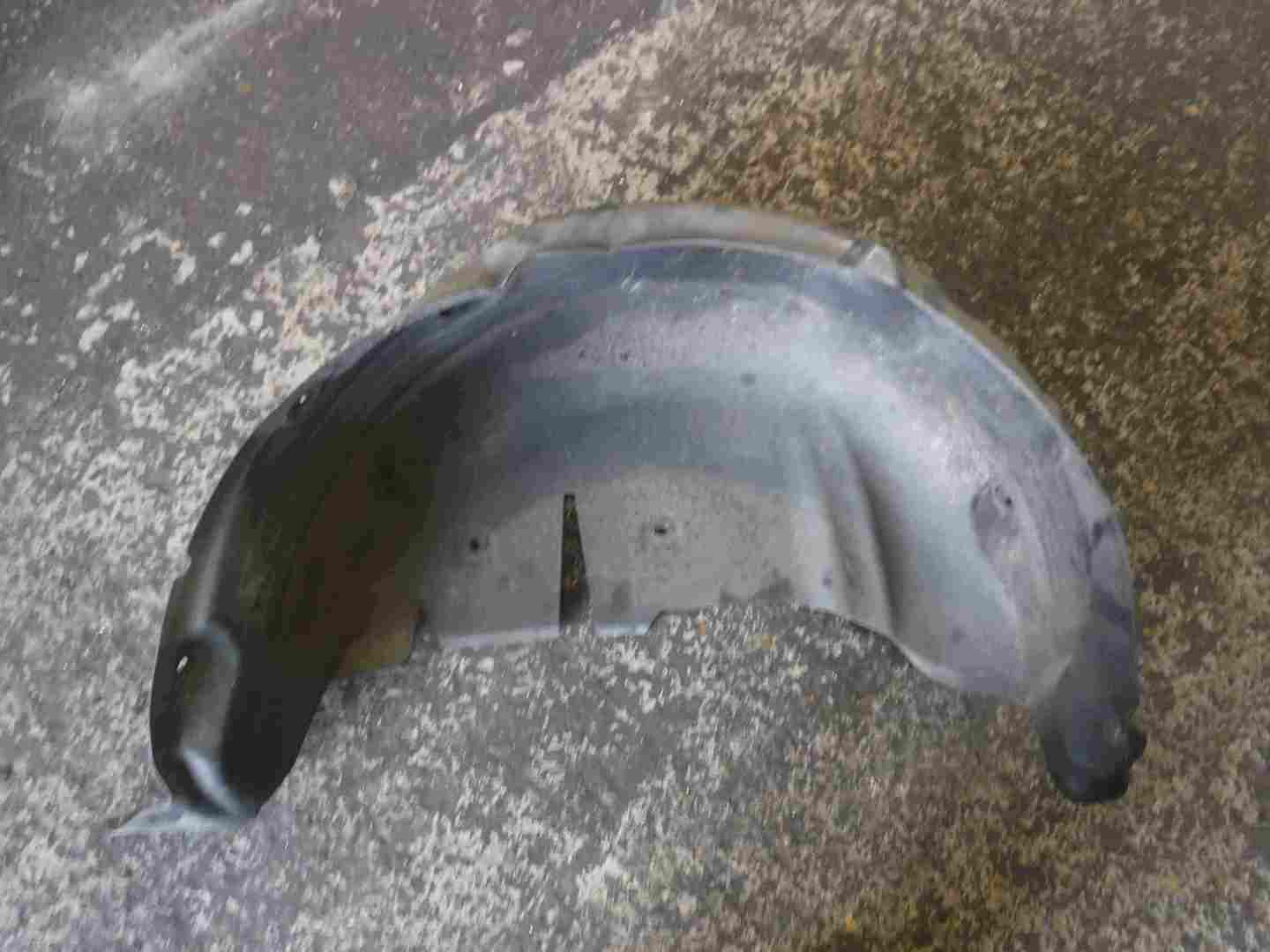 Renault Megane Hatch MK3 2008-2014 Drivers OSR Rear Wheel Arch Liner Dirt Guard