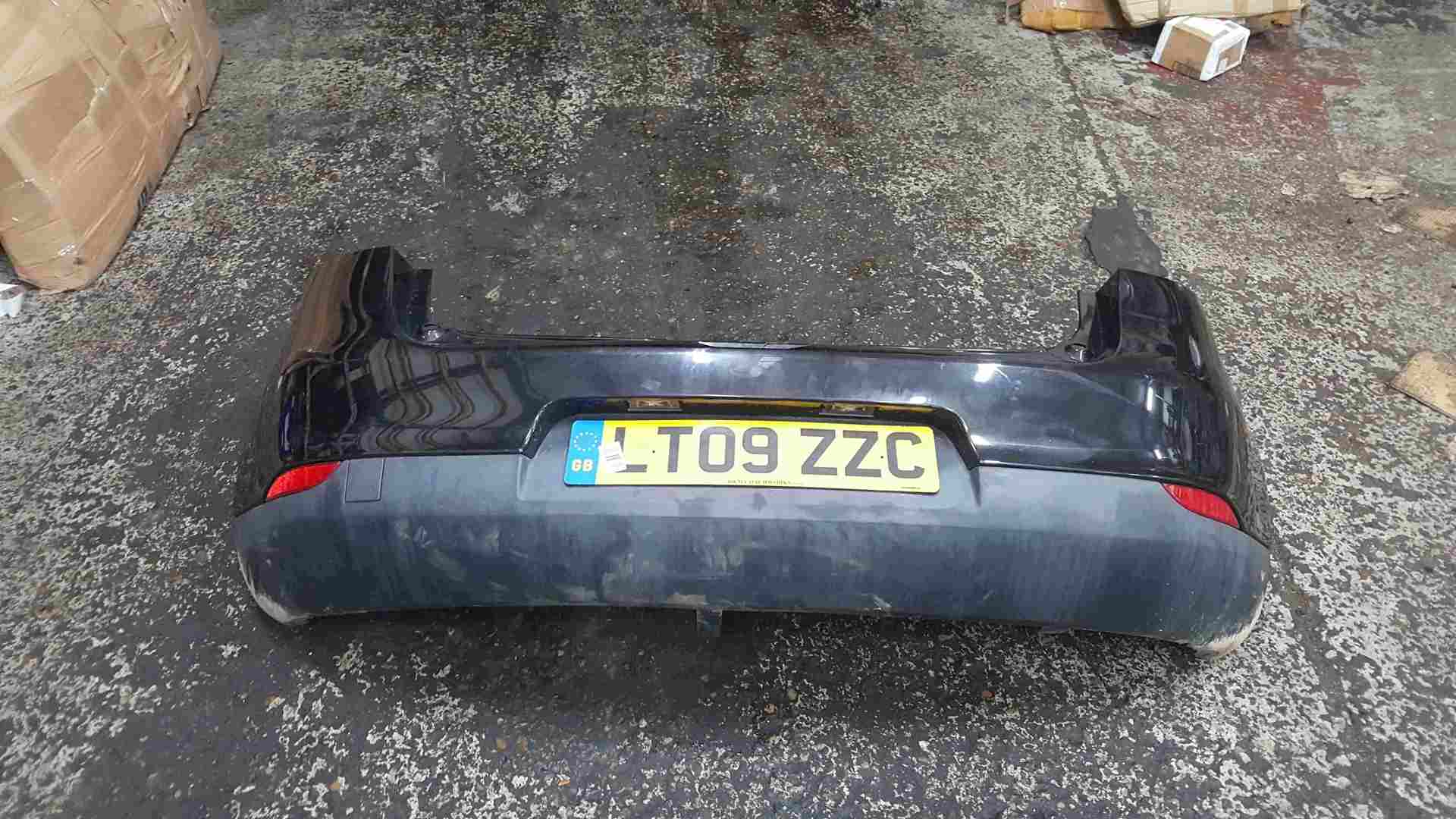 Renault Megane Hatchback 2008-2012 Rear Bumper Black 676