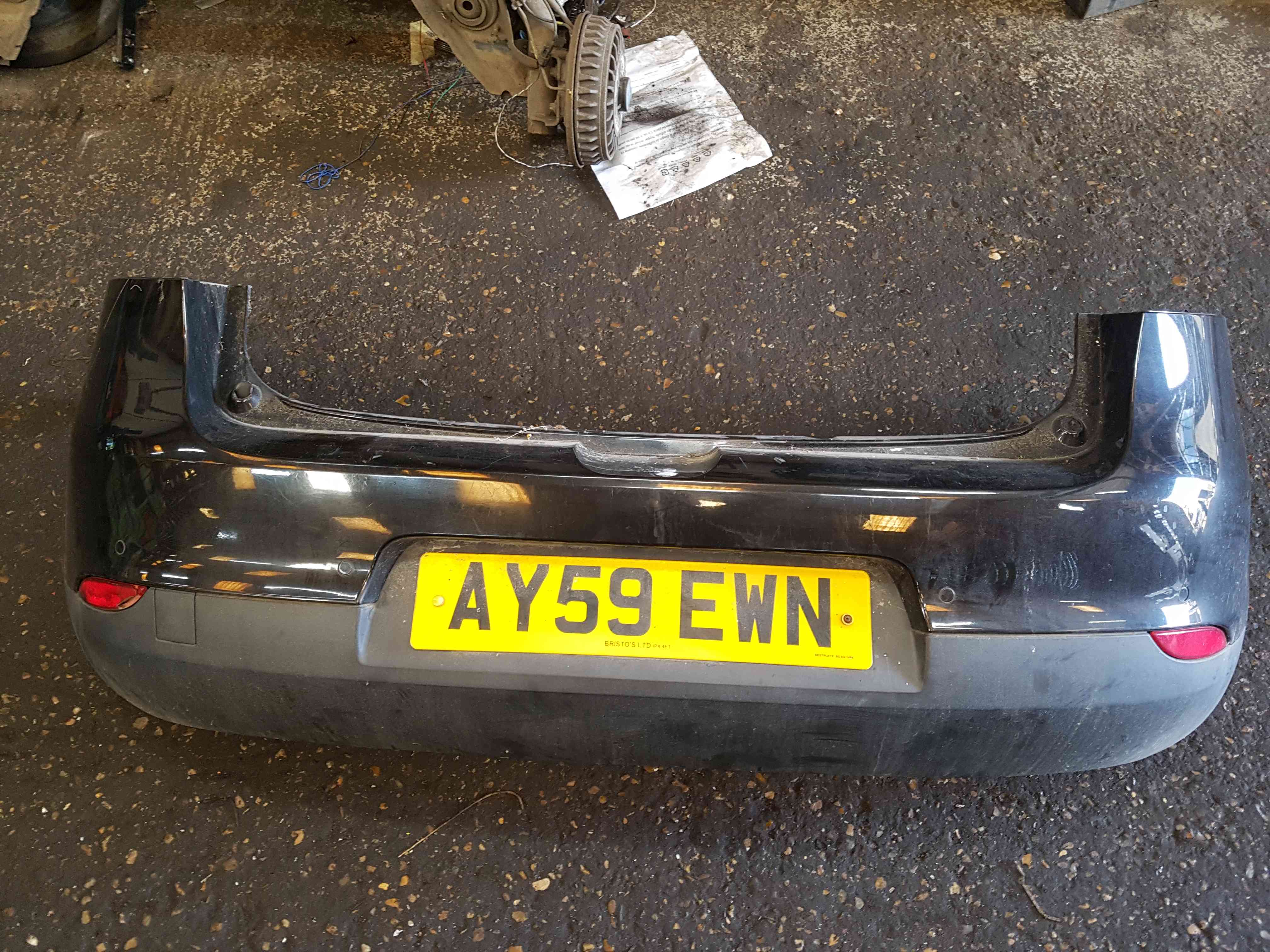 Thumb 3 Renault Megane Hatchback MK3 2008-2012 Rear Bumper Black 676 + Parking Sensors
