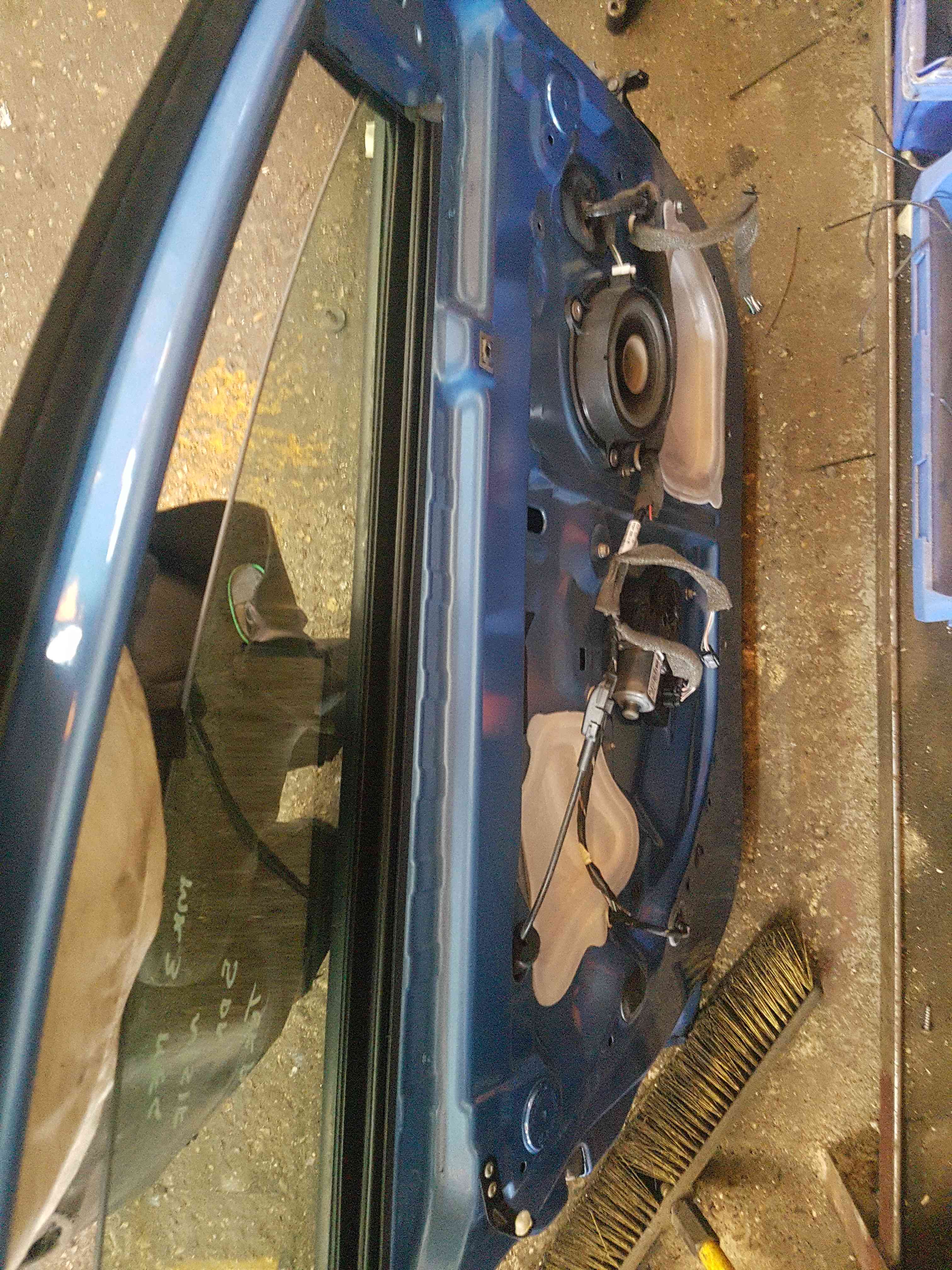 Thumb 5 Renault Megane Hatchback MK3 2008-2014  NSF Front Door Blue Terpb