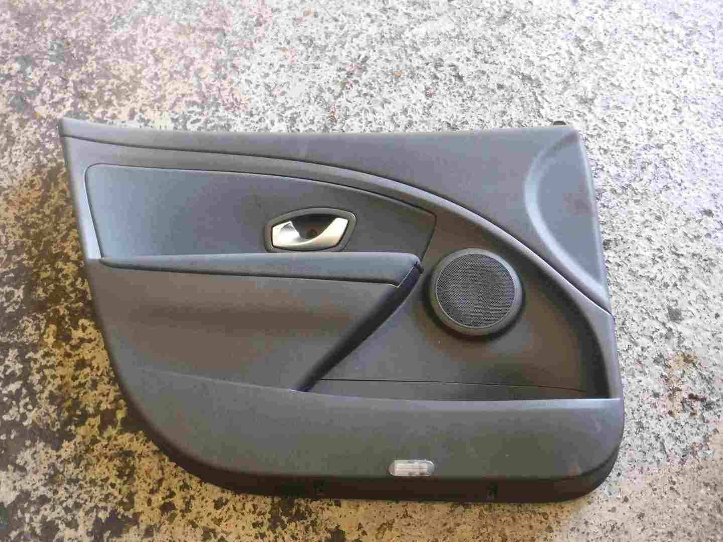 Renault Megane Hatchback MK3 2008-2014 Passenger NSF Front Door Card