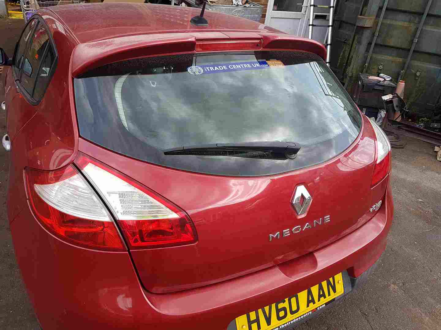 Thumb 3 Renault Megane Hatchback MK3 2008-2014 Rear Tailgate Boot RED Tennj