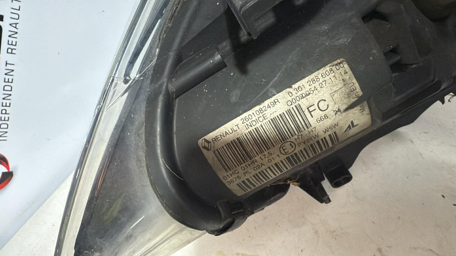 Thumb 2 Renault Megane Hatchback MK3 2012-2014 Drivers OSF Front Headlight 260108249R