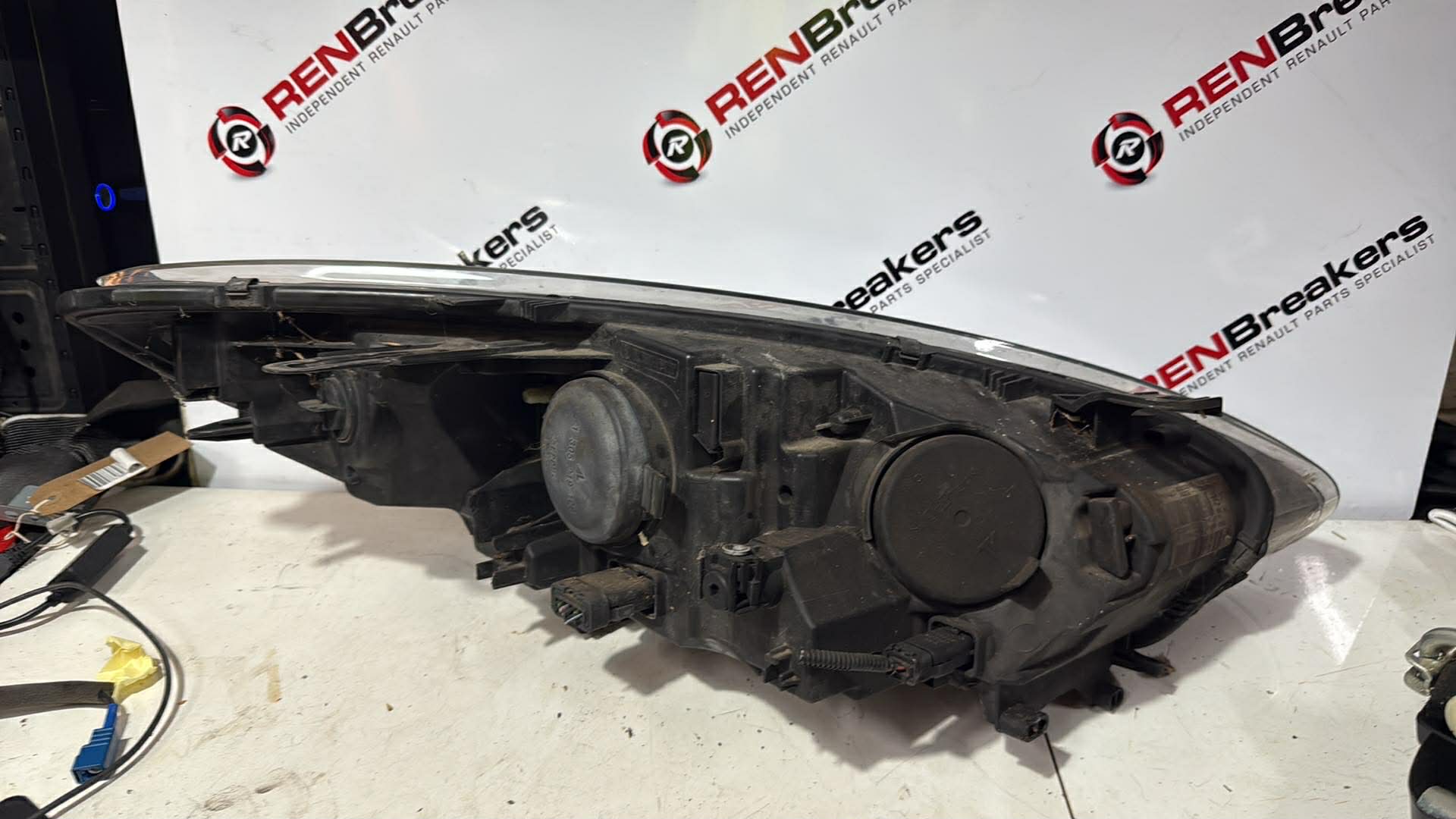 Thumb 3 Renault Megane Hatchback MK3 2012-2014 Passenger NSF Front Headlight  260602216R