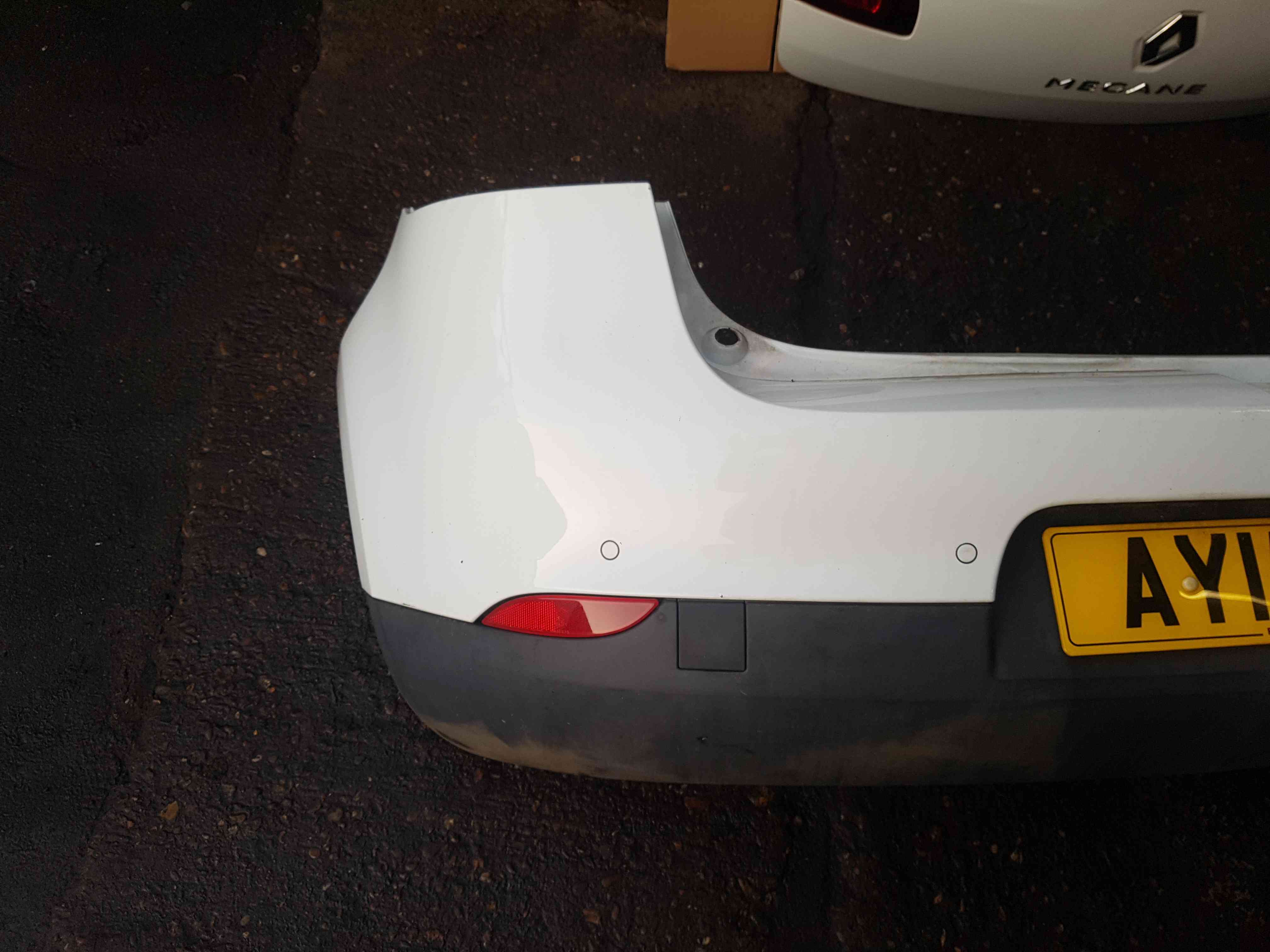 Thumb 4 Renault Megane Hatchback MK3 2012-2014 Rear Bumper White Ov369 Parking Sensors
