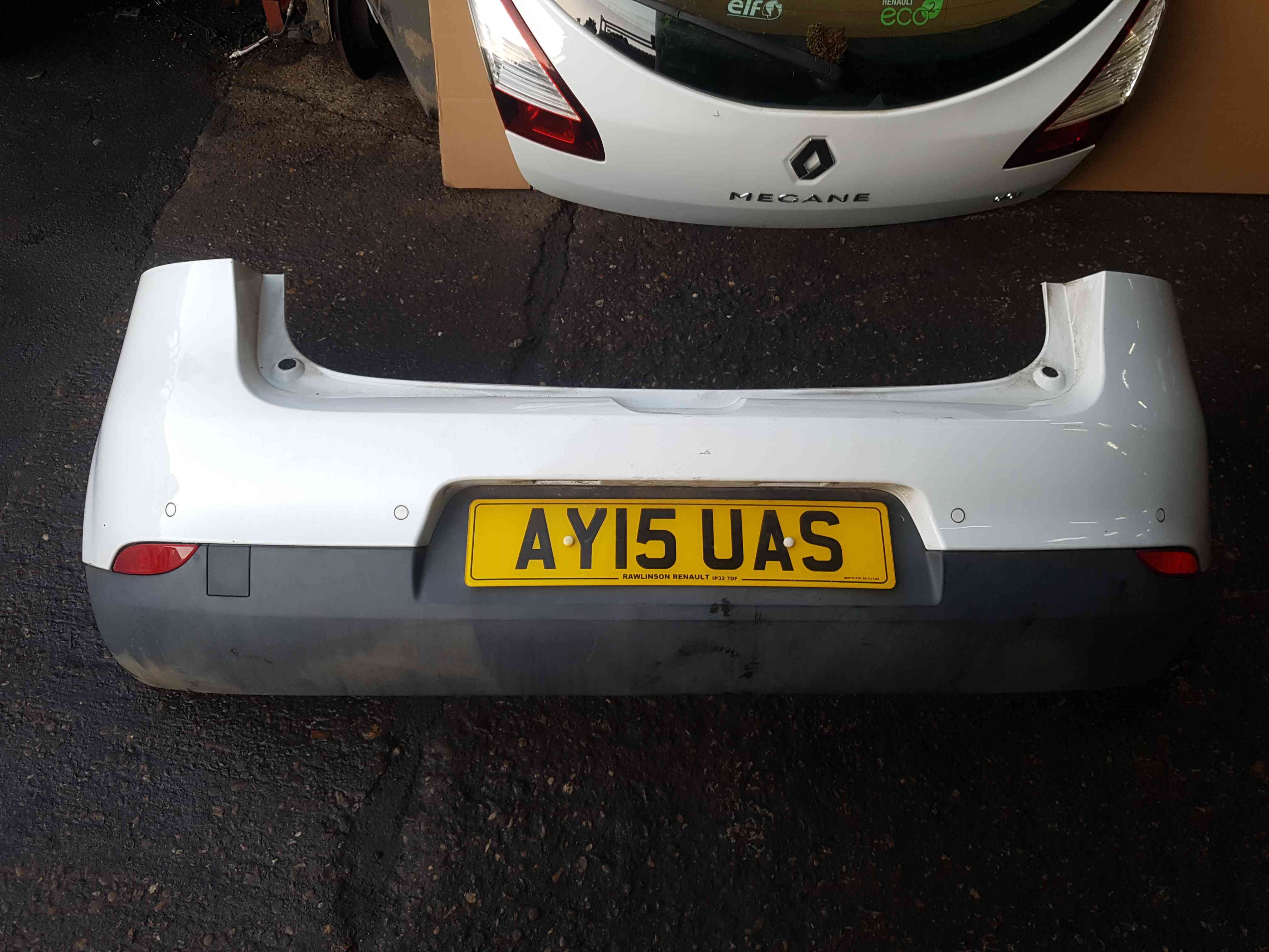 Thumb 5 Renault Megane Hatchback MK3 2012-2014 Rear Bumper White Ov369 Parking Sensors