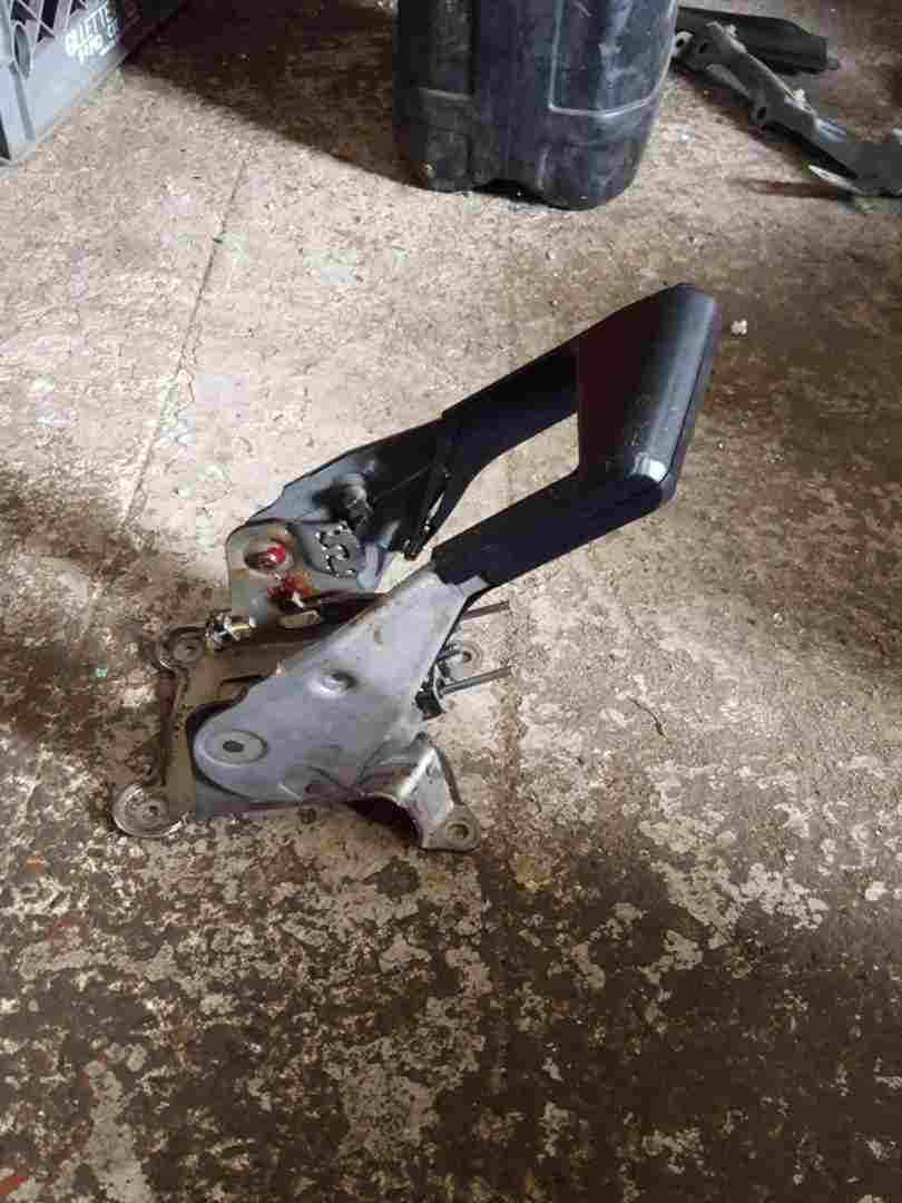 Thumb 3 Renault Megane LHD 2002-2008 Hand Brake Dual Twin Handbrake Left Hand Drive