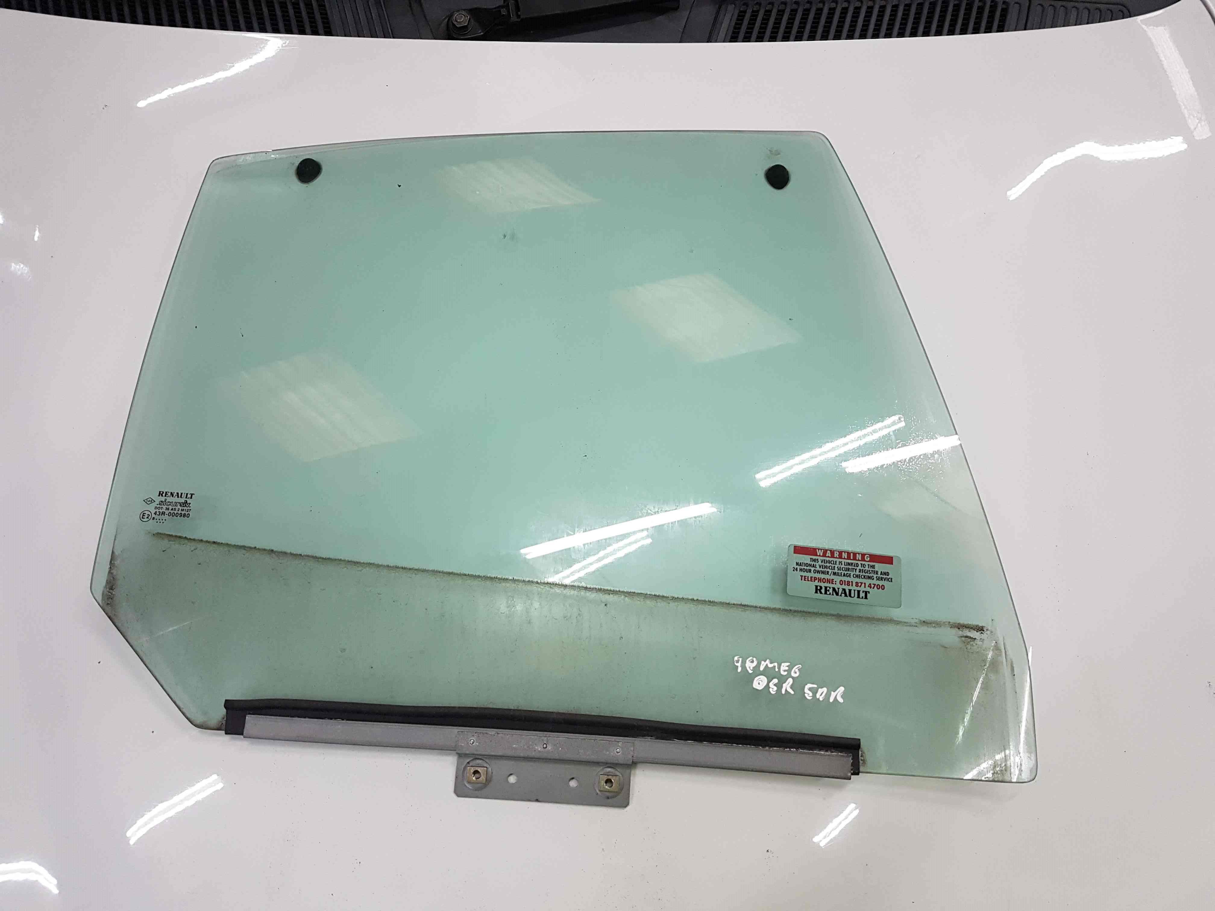 Thumb 3 Renault Megane MK1 1995-1999 Drivers OSR Rear Window Glass