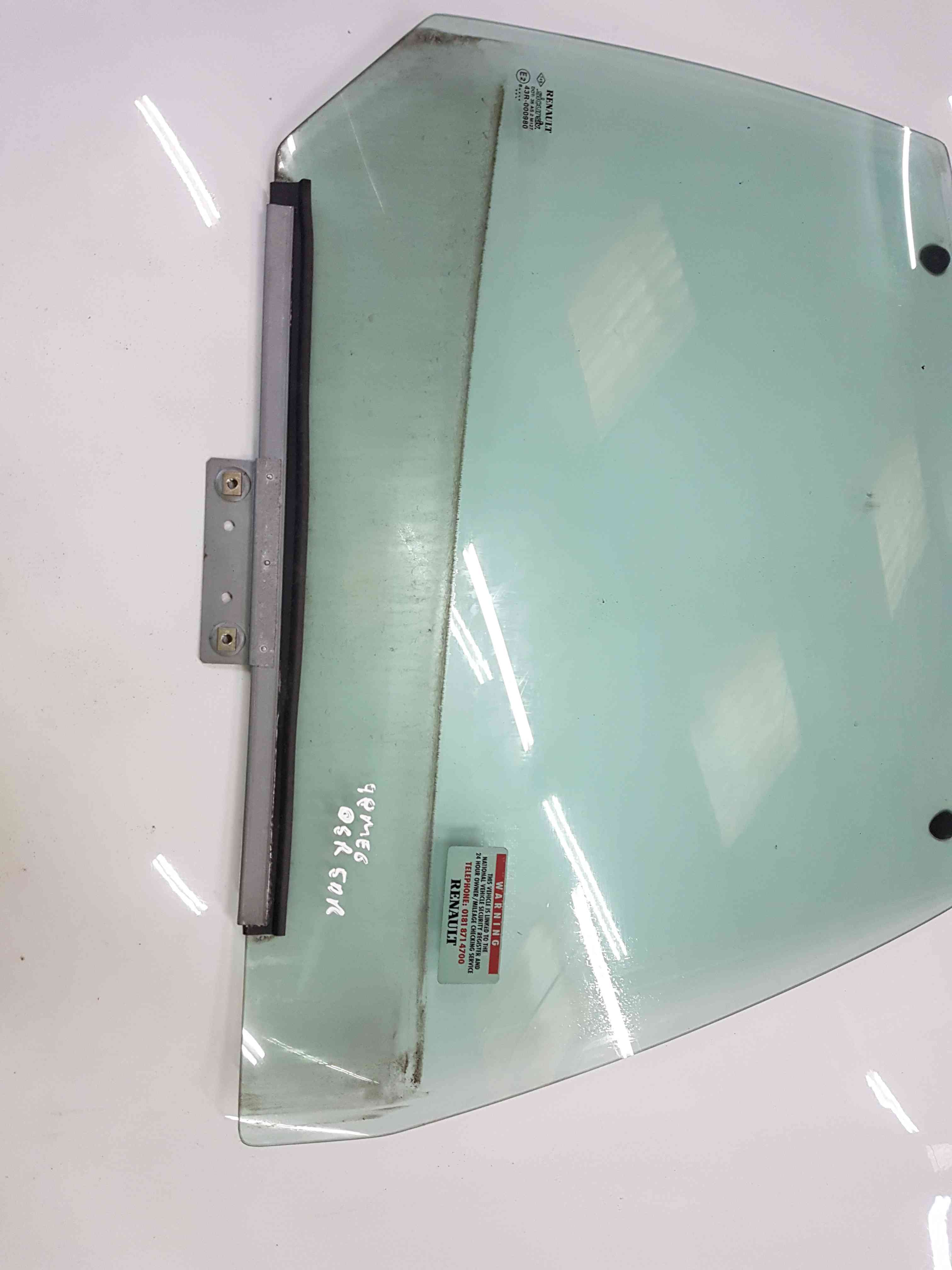 Thumb 7 Renault Megane MK1 1995-1999 Drivers OSR Rear Window Glass