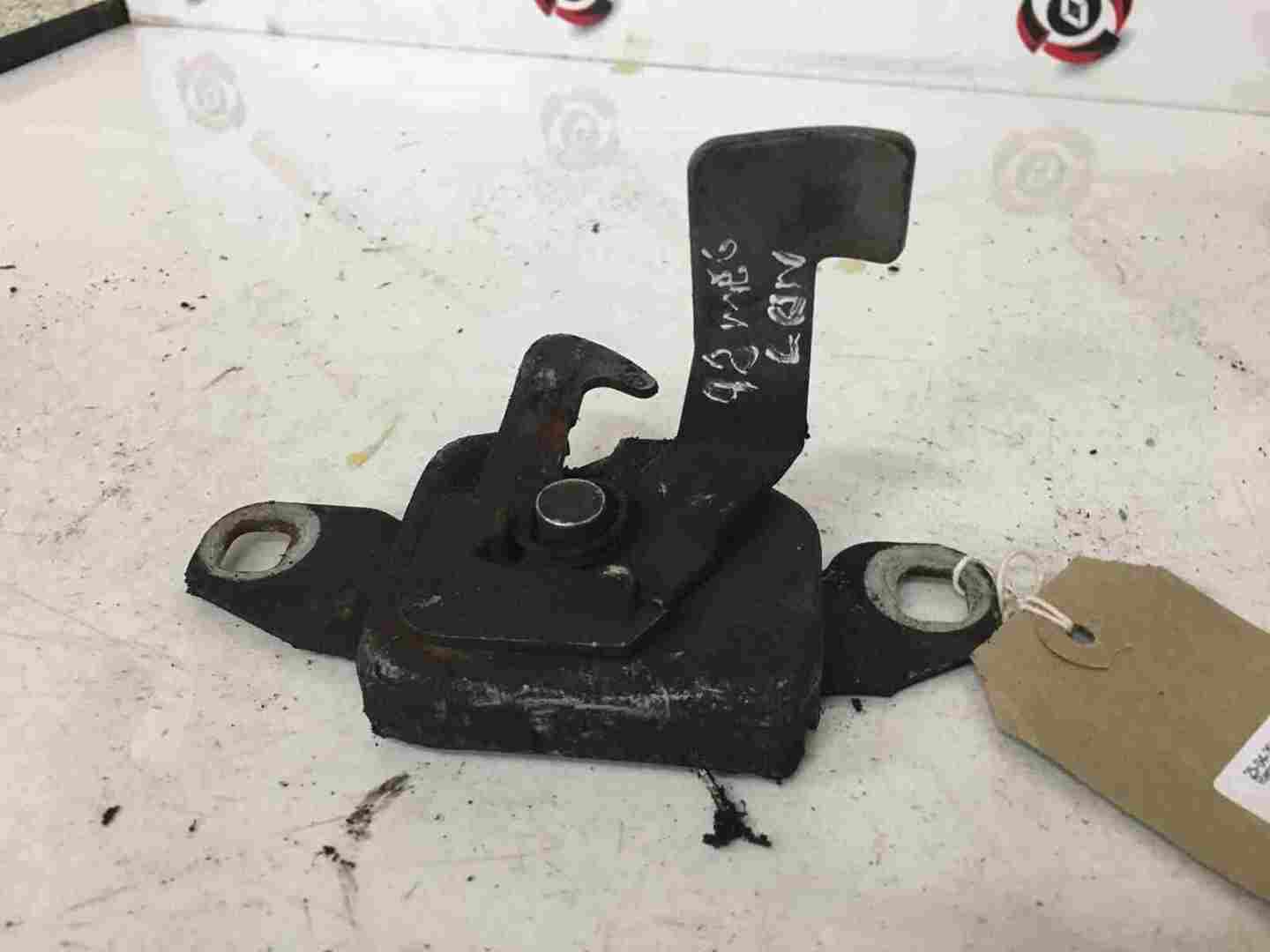 Renault Megane MK1 1995-1999 Front Bonnet Catch Latch Mechanism Open