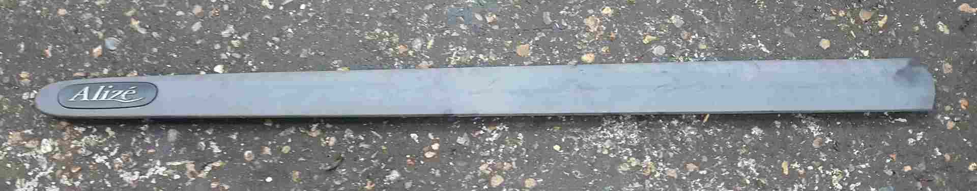 Thumb 3 Renault Megane MK1 1999-2002 Alize Passenger NSF Front Door Moulding Trim 5dr