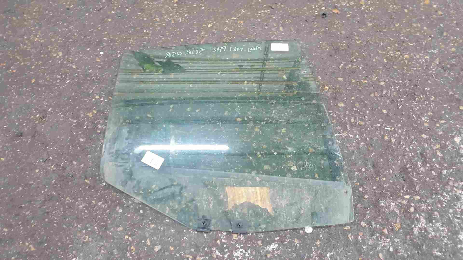 Thumb 2 Renault Megane MK1 1999-2002 Drivers OSR Rear Window Glass