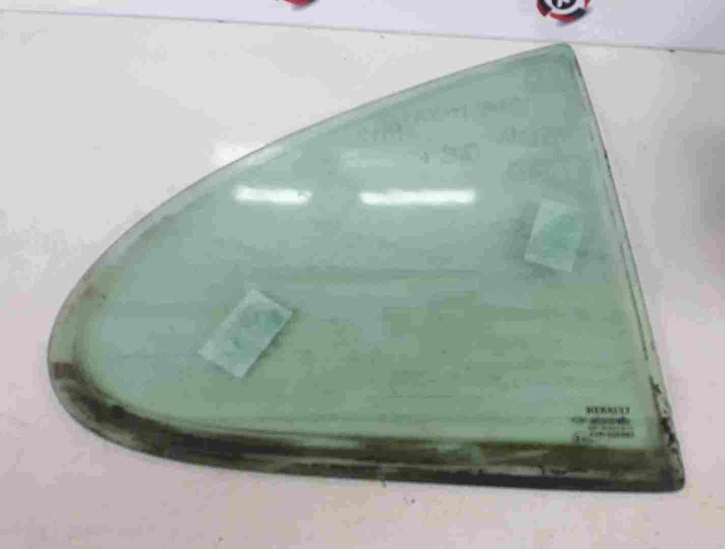 Thumb 2 Renault Megane MK1 Hatch 1999-2002 Drivers OSR Rear Small Quarter Glass 5dr