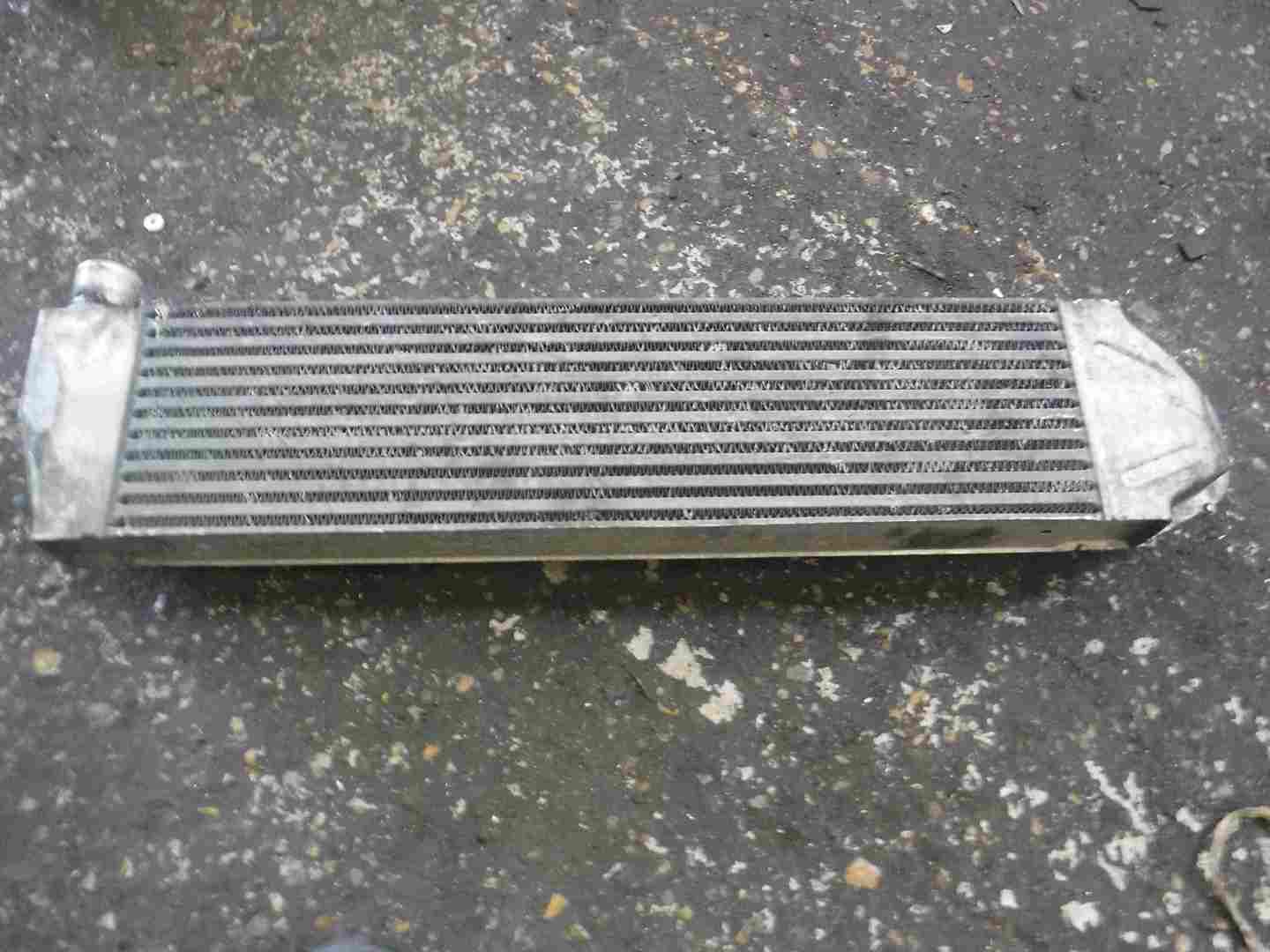 Renault Megane MK2 175 2002-2006 2.0 DCI Turbo Intercooler 8200325003