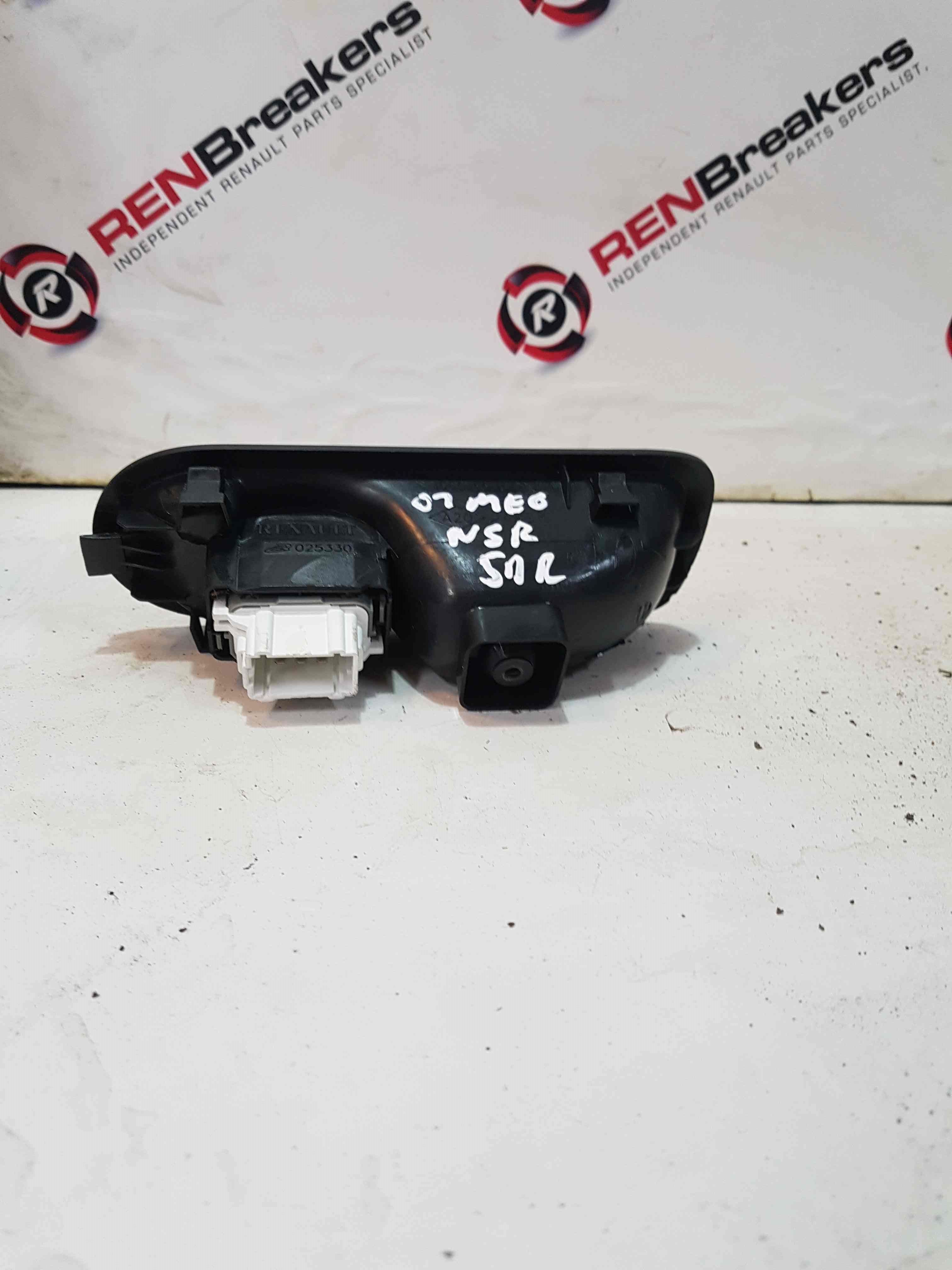 Thumb 3 Renault Megane MK2 2001-2006 Passenger NSR Rear Window Switch Panel
