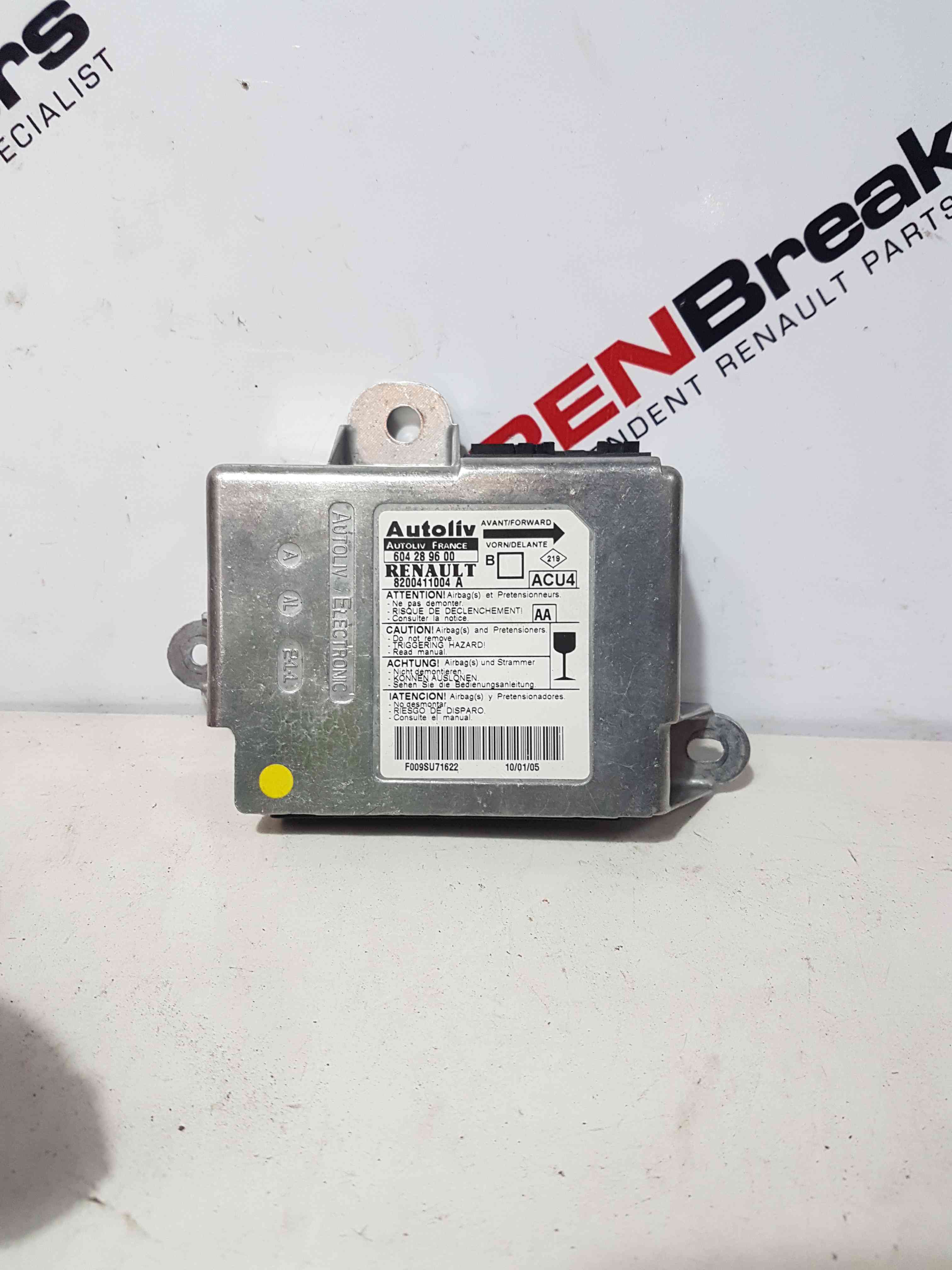Thumb 5 Renault Megane MK2 2002-2006 Airbag ECU Module 8200411004